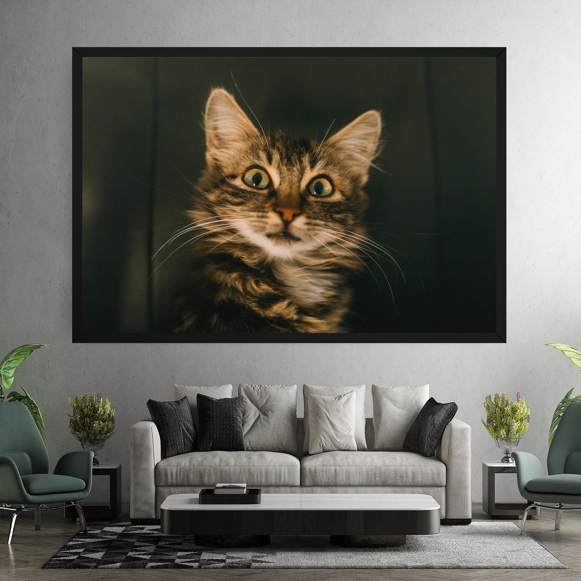 Картина на платно Amazed Cat mockup 7