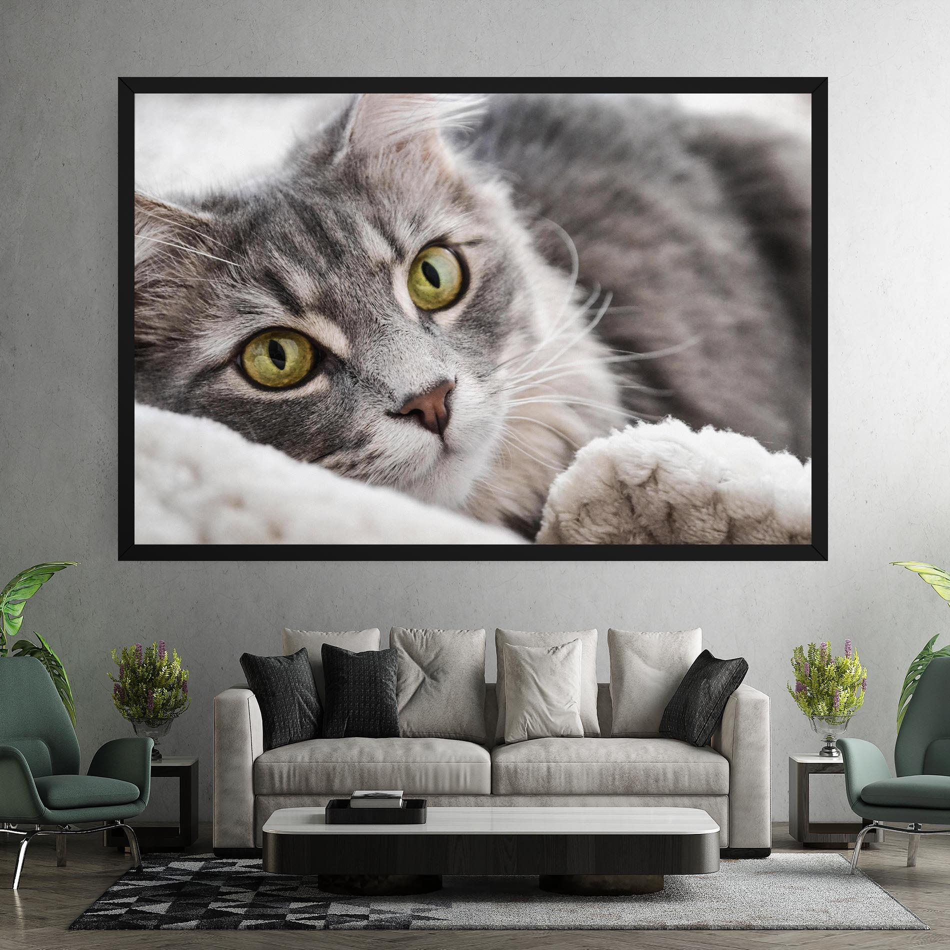Картина на платно Grey Fluffy Cat mockup 7