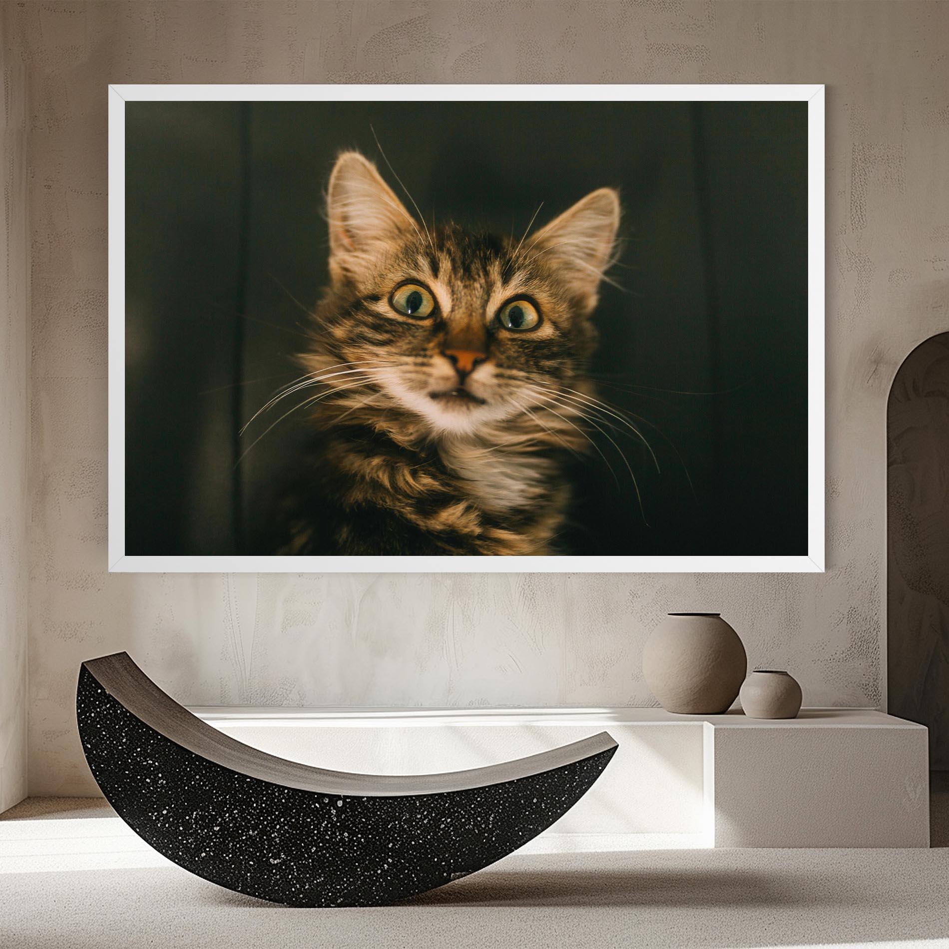 Картина на платно Amazed Cat mockup 8