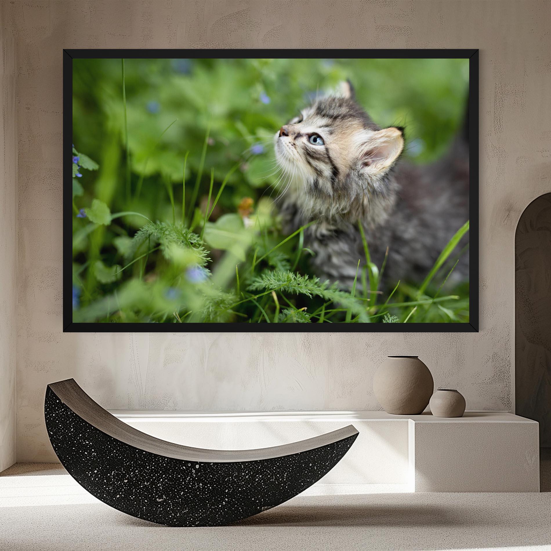 Картина на платно Brown Baby Cat mockup 8