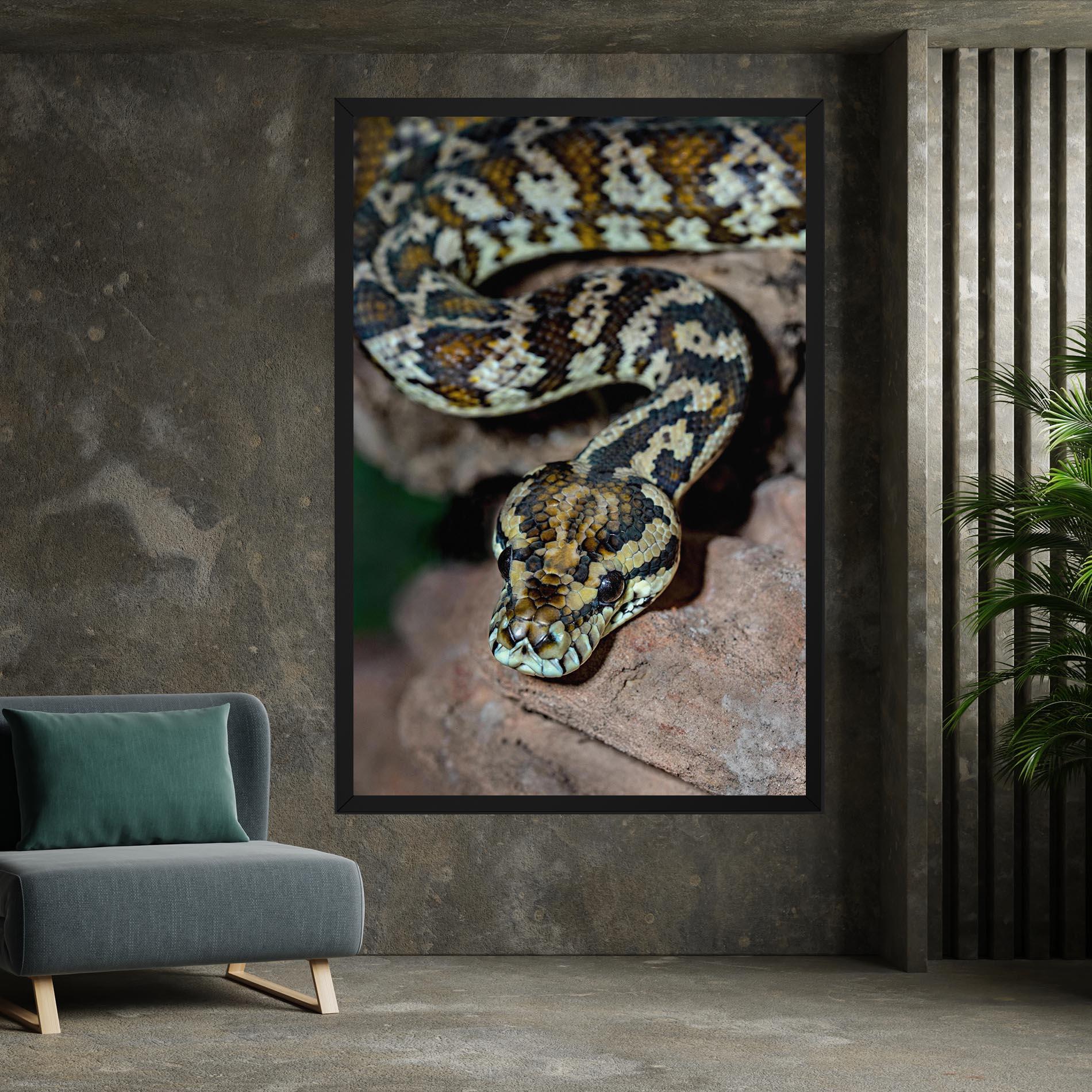 Картина на платно King Snake mockup 7