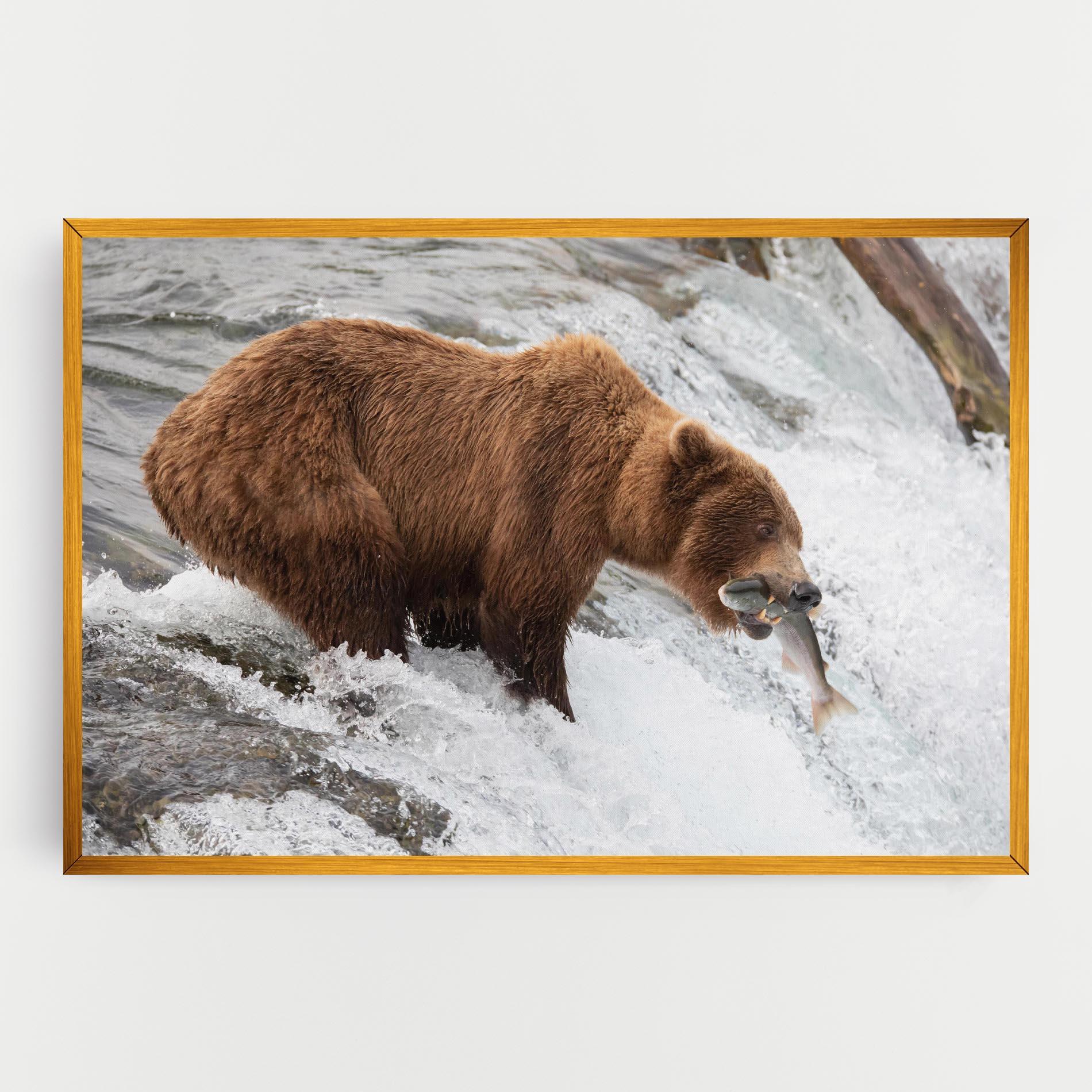 Картина на платно Bear Hunting mockup 0