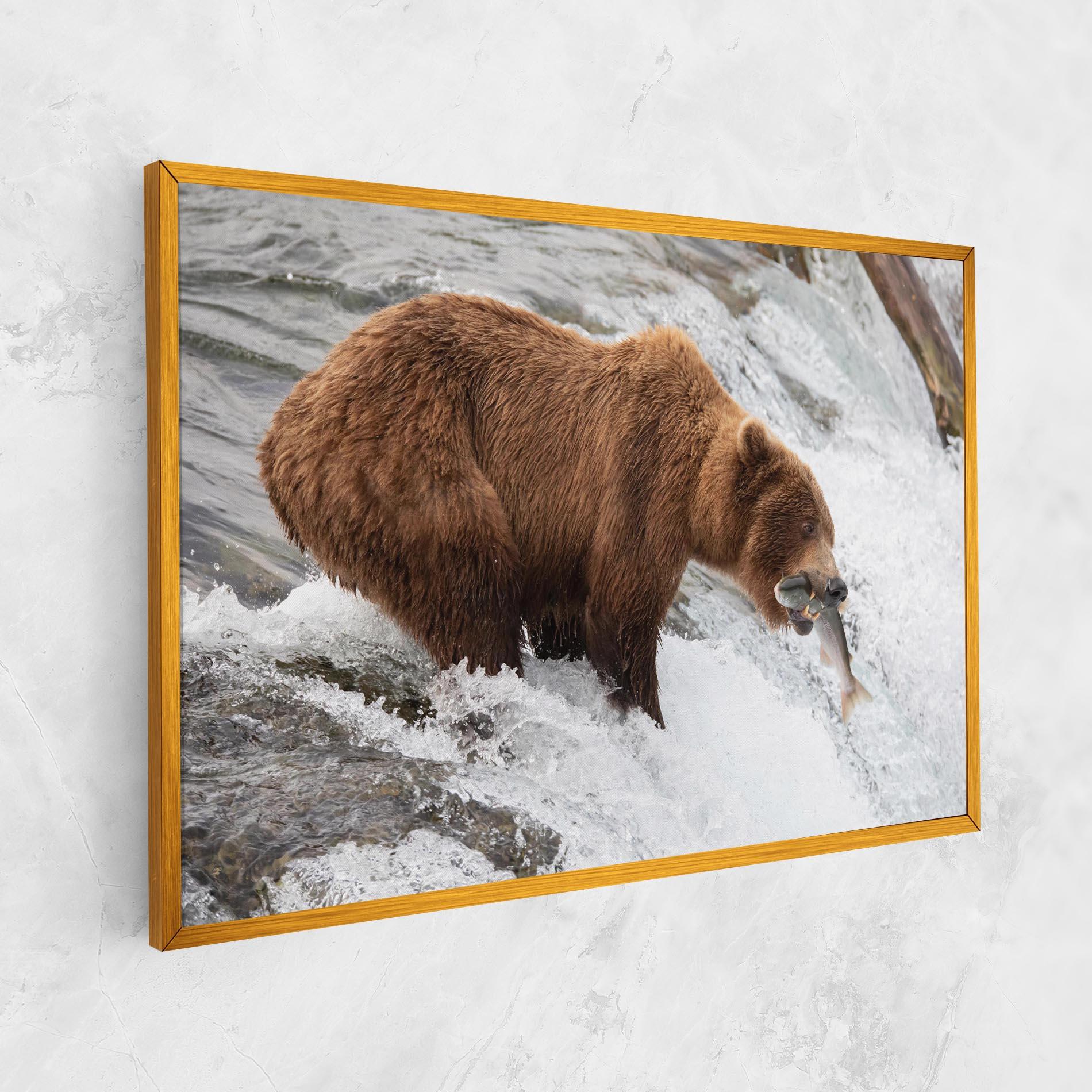 Картина на платно Bear Hunting mockup 1