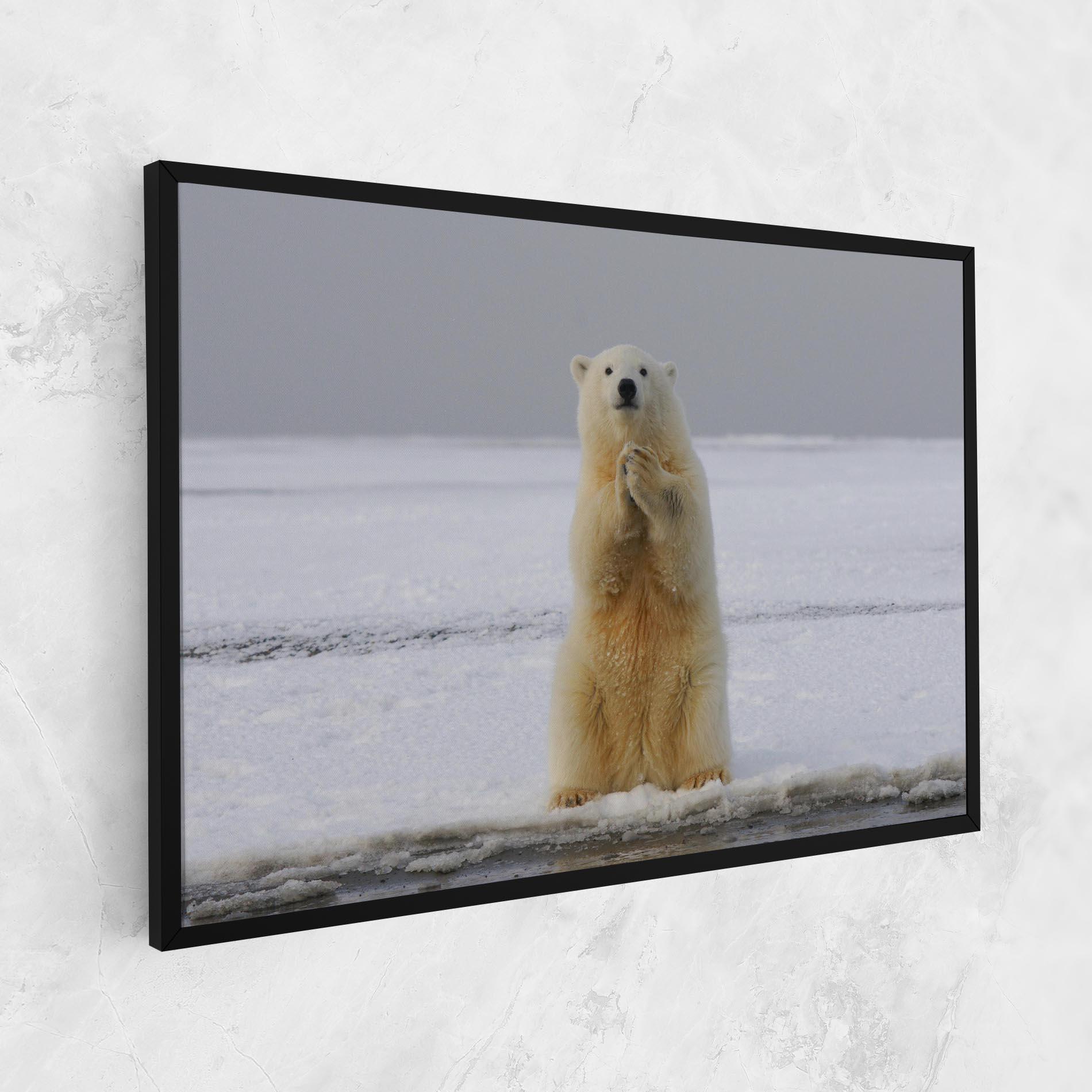 Картина на платно Icebear Praying mockup 1