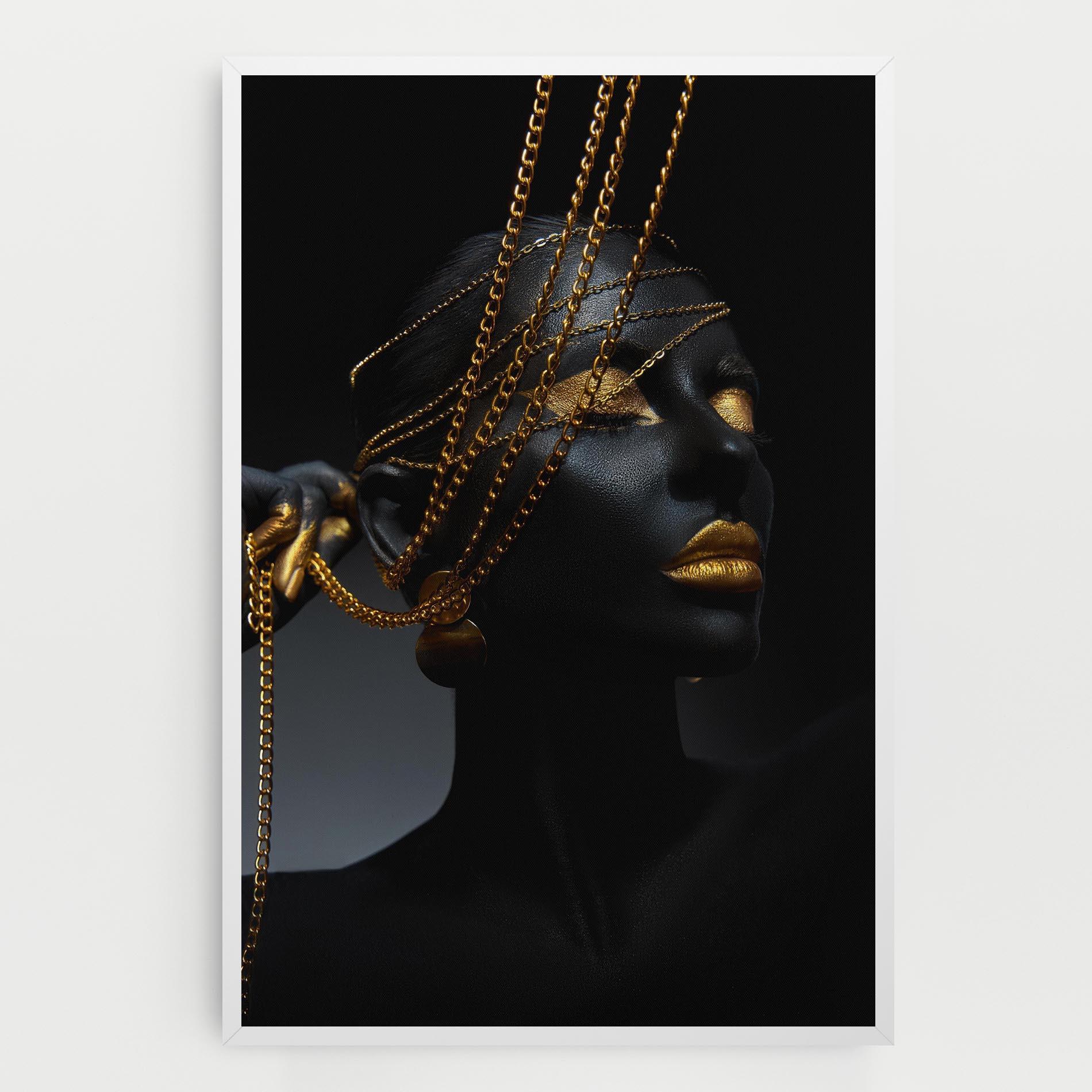 Картина на платно Pretty Gold Chain mockup 0