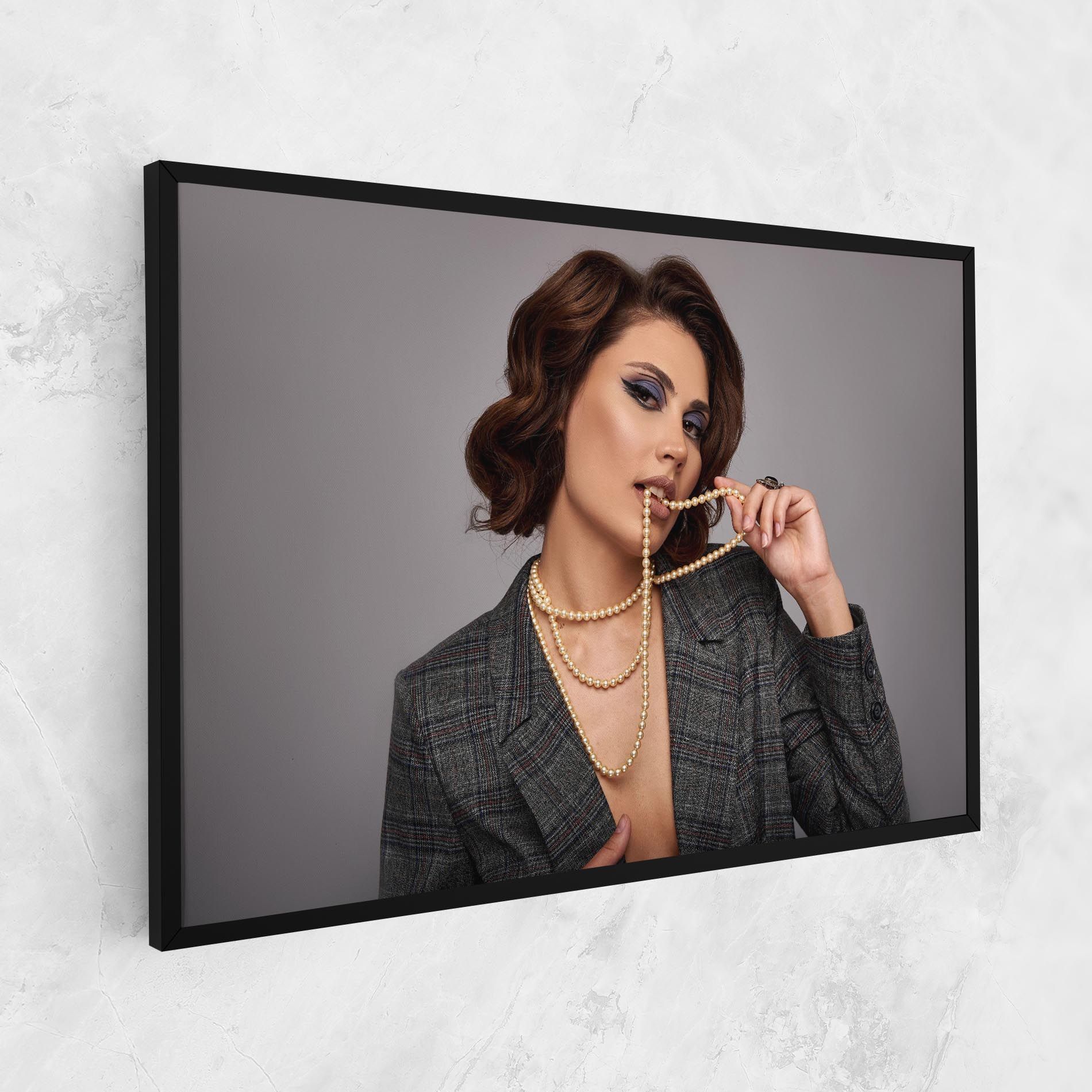 Gold Pearls mockup 1