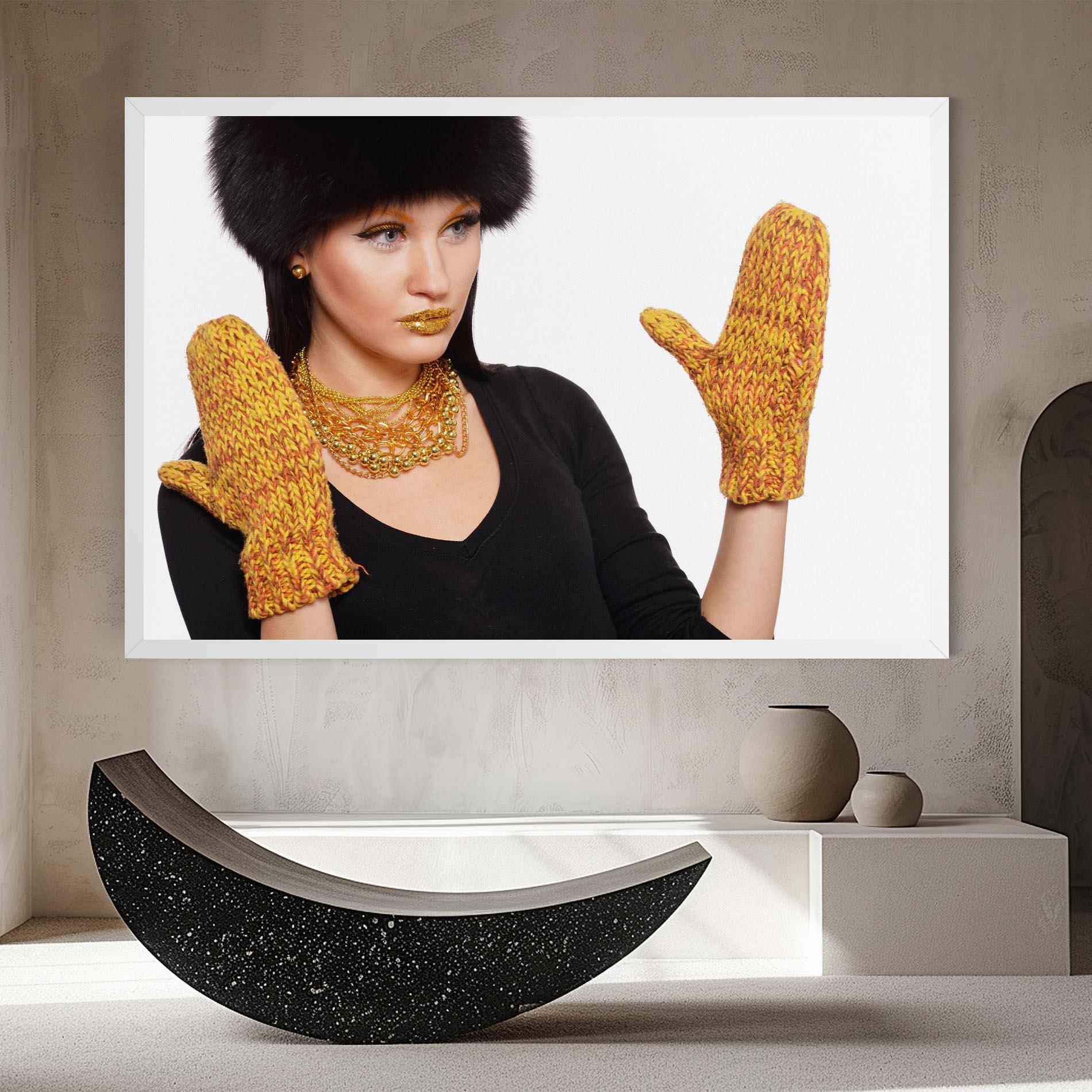 Картина на платно Gold Accessories mockup 8