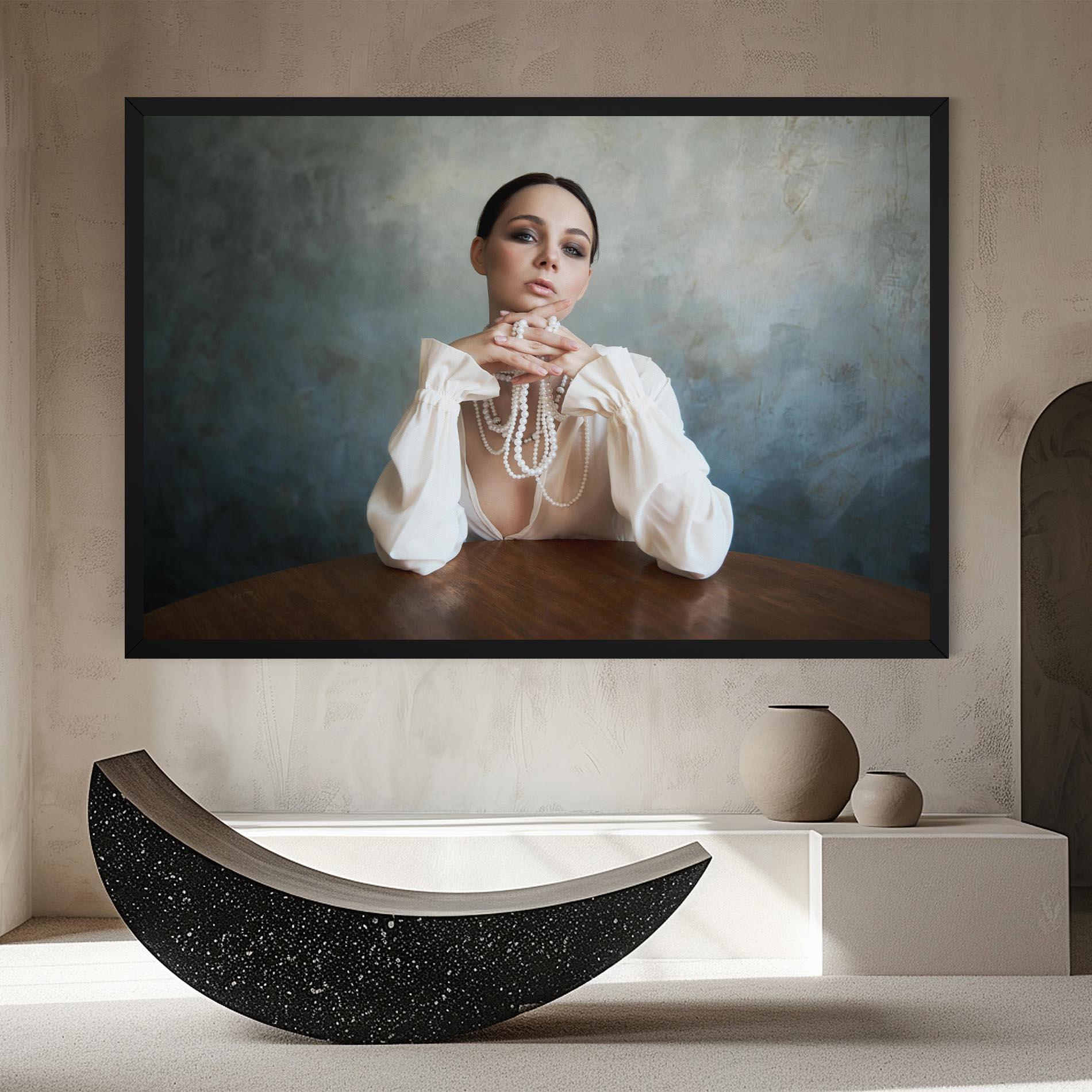 Картина на платно Girl White Pearls mockup 8