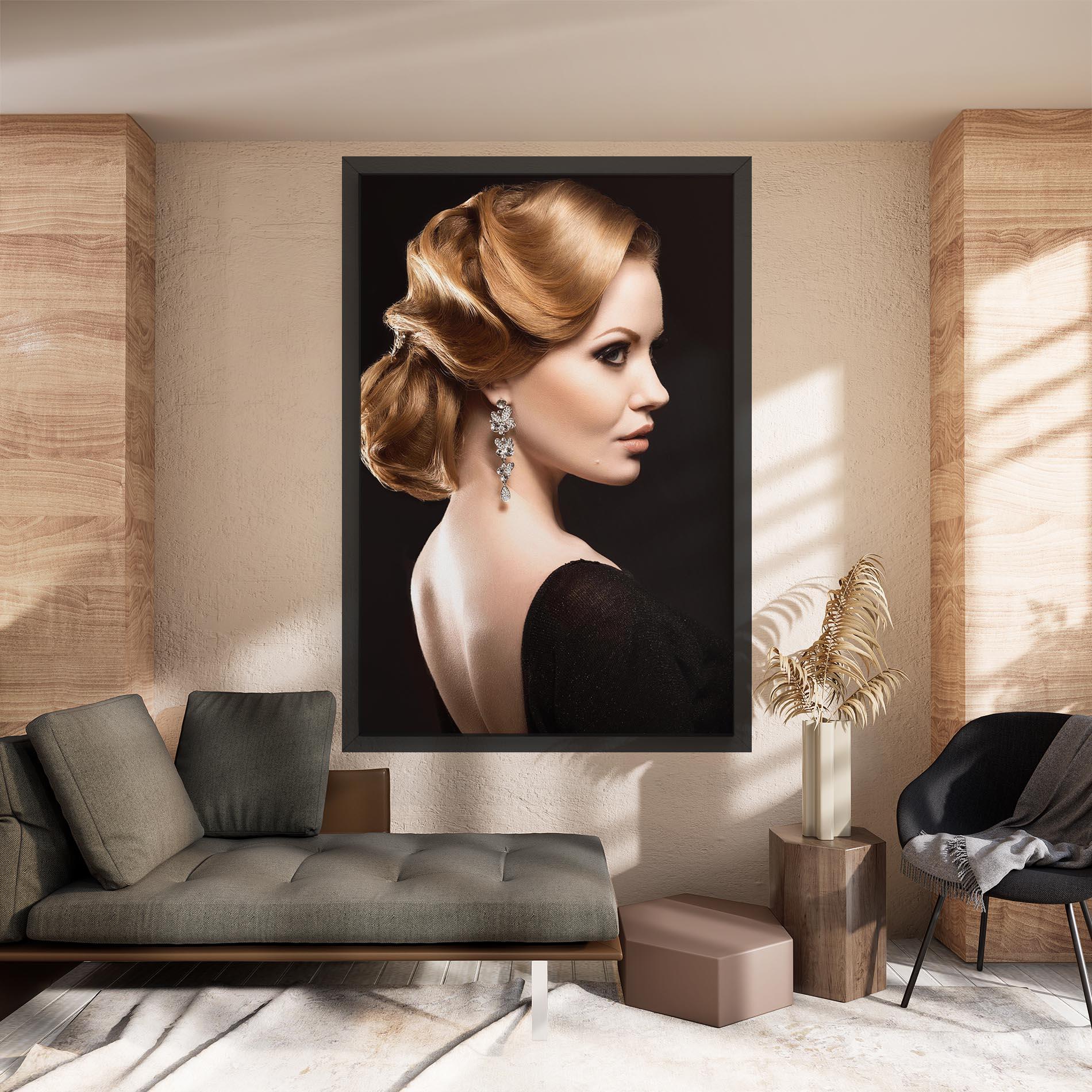 Картина на платно Elegant Earrings mockup 8