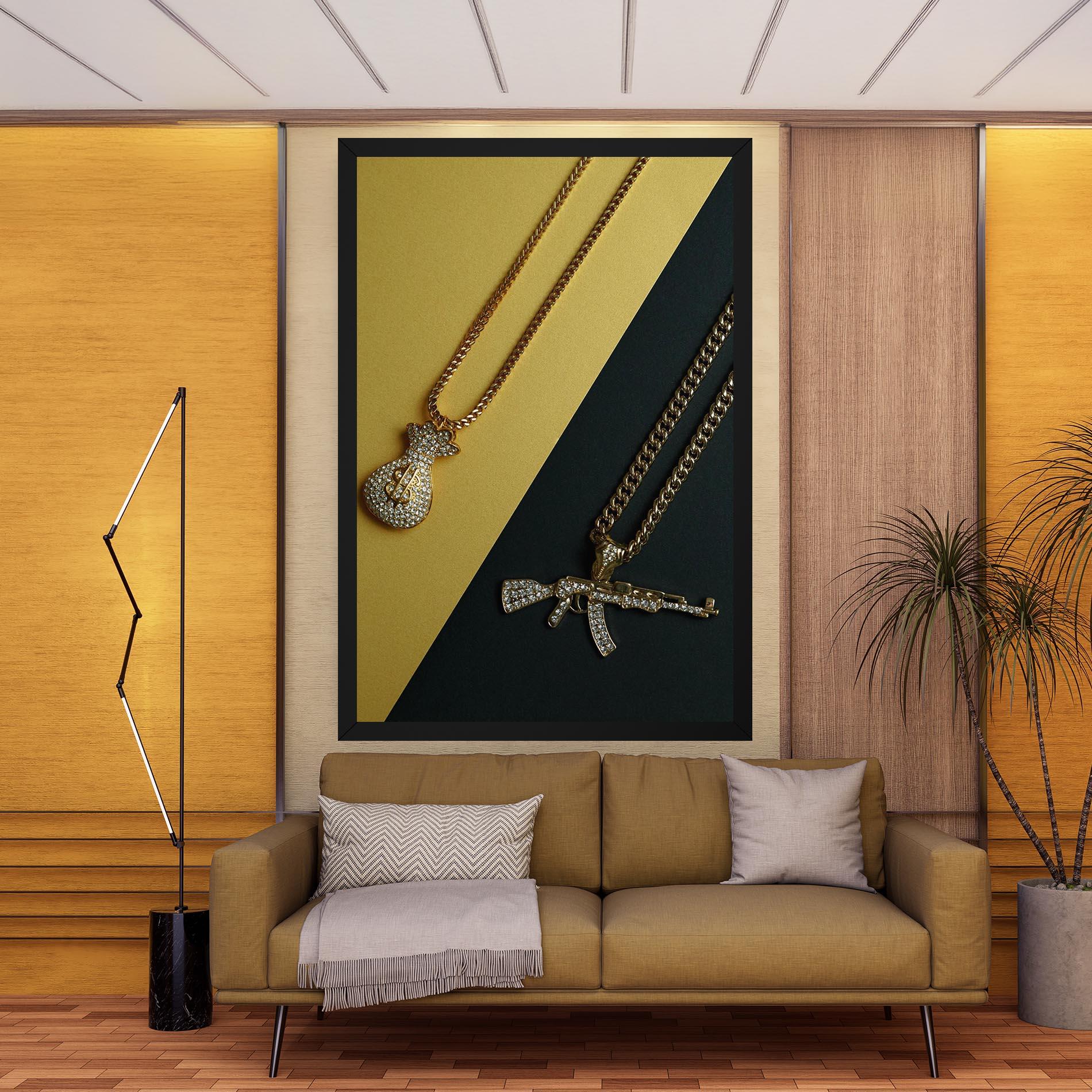 Картина на платно Gun Neckace mockup 9