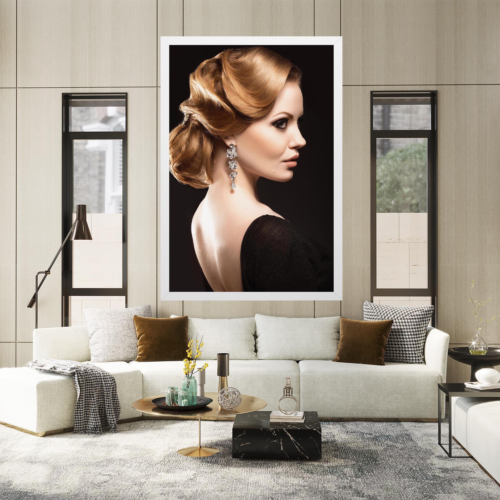 Картина на платно Elegant Earrings mockup 2