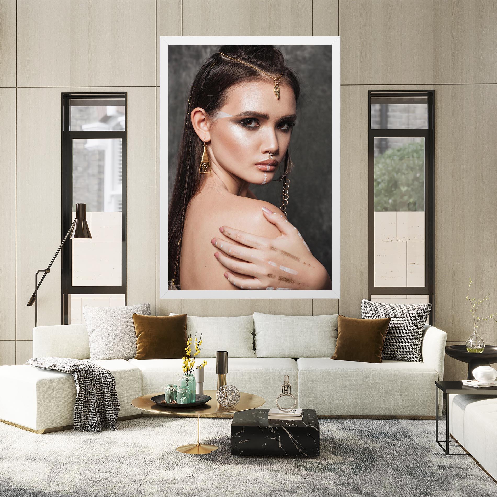 Картина на платно Gold Triangle Earring mockup 2