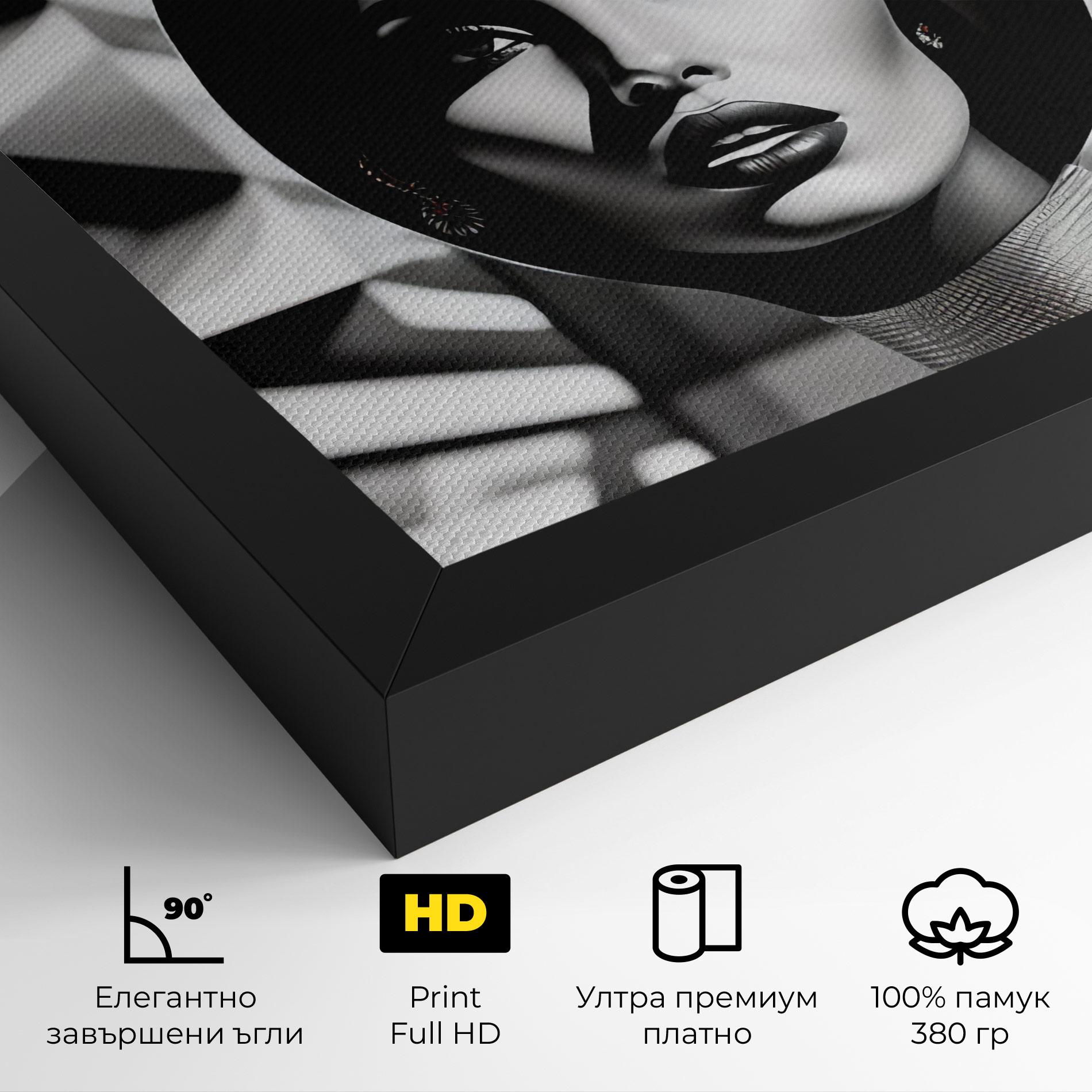 Картина на платно Big Black Hat mockup 4