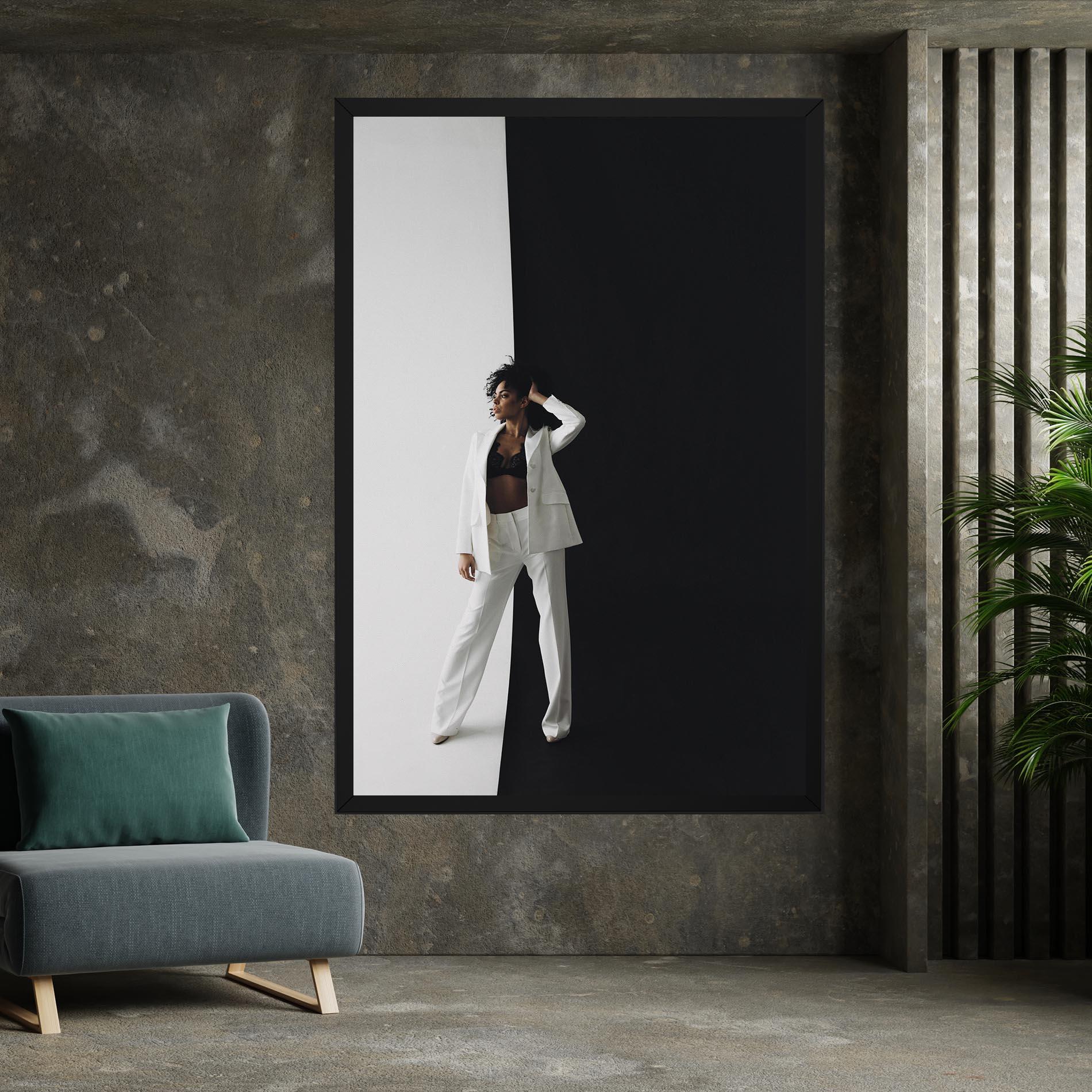 Картина на платно African Girl White Outfit mockup 7