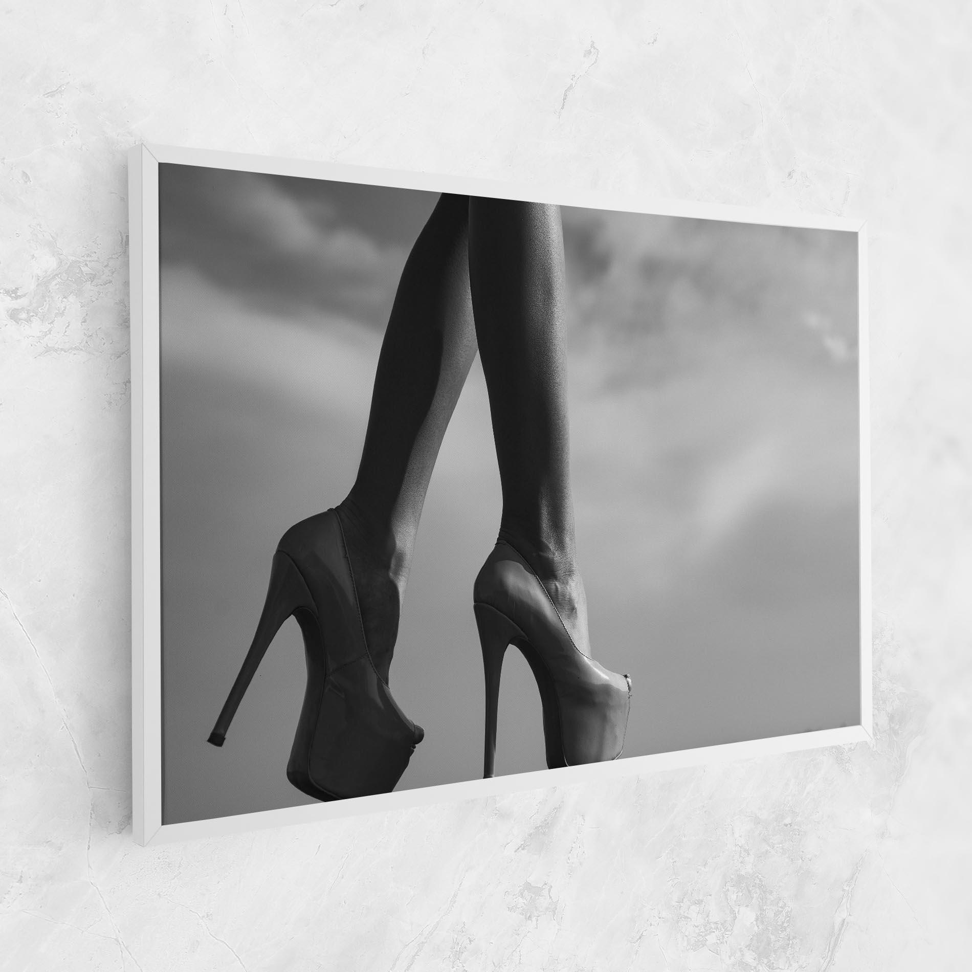 Картина на платно Heels Sky Background mockup 1