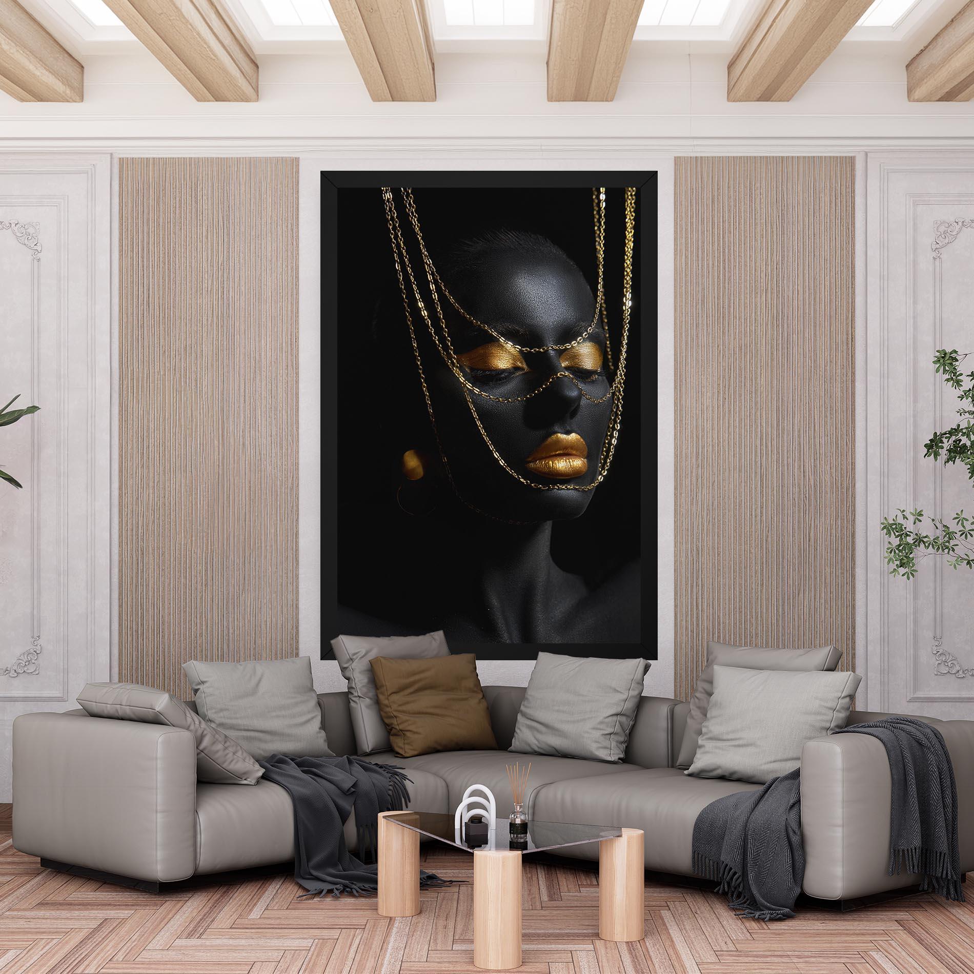 Картина на платно Gold Chain Girl mockup 6