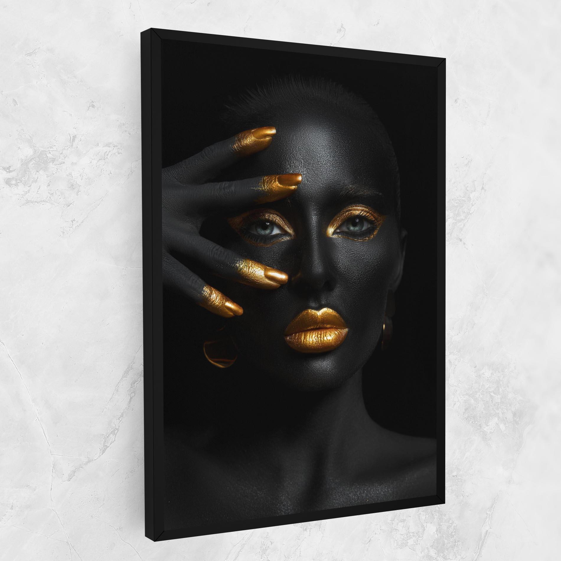 Картина на платно Gold Makeup Nails mockup 1