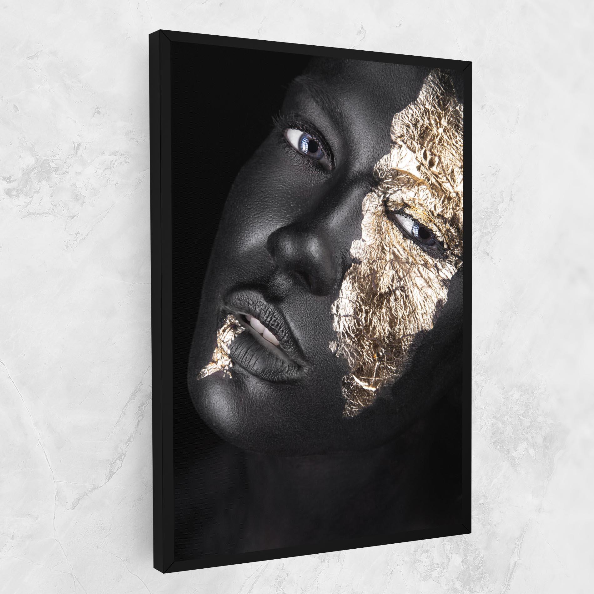 Картина на платно Grey Gold Makeup mockup 1