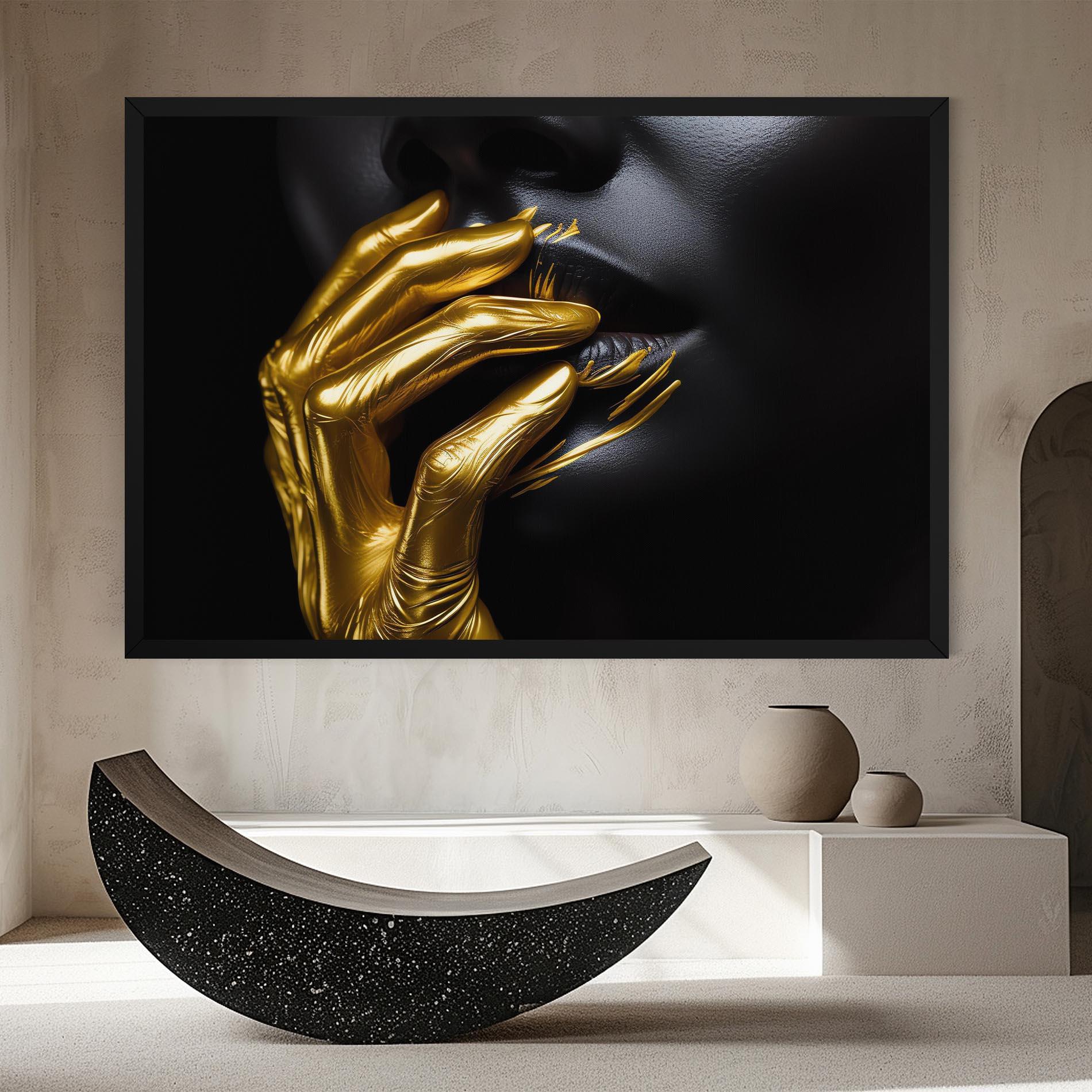 Картина на платно Gold Small Hand mockup 8