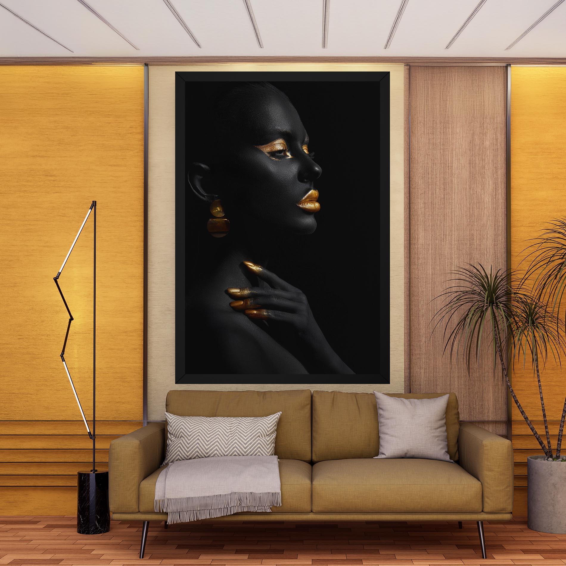 Картина на платно Lips Gold Eyelids mockup 9