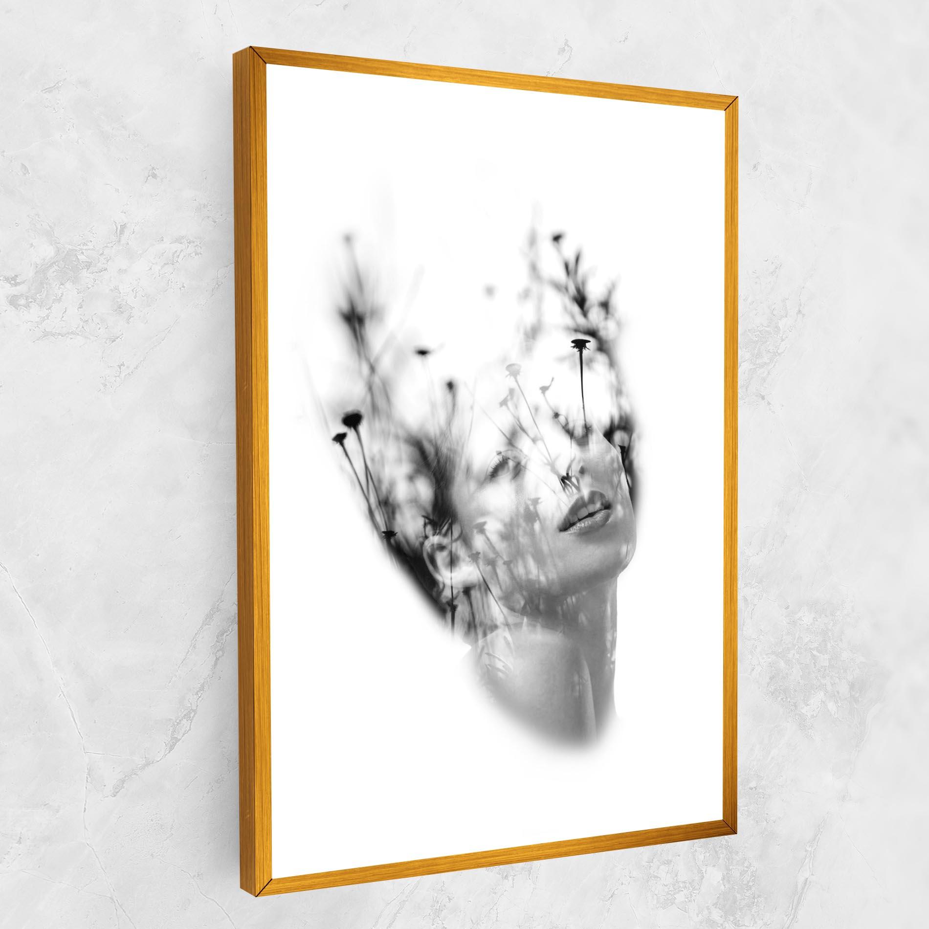 Картина на платно Nature Woman mockup 1