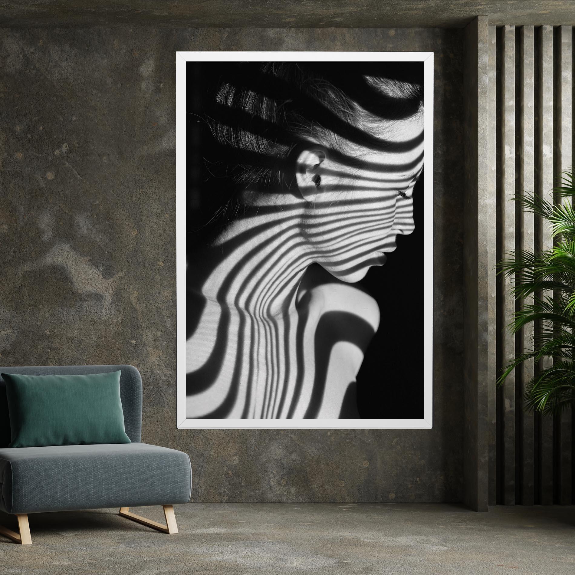 Картина на платно Zebra Stripes Woman mockup 7
