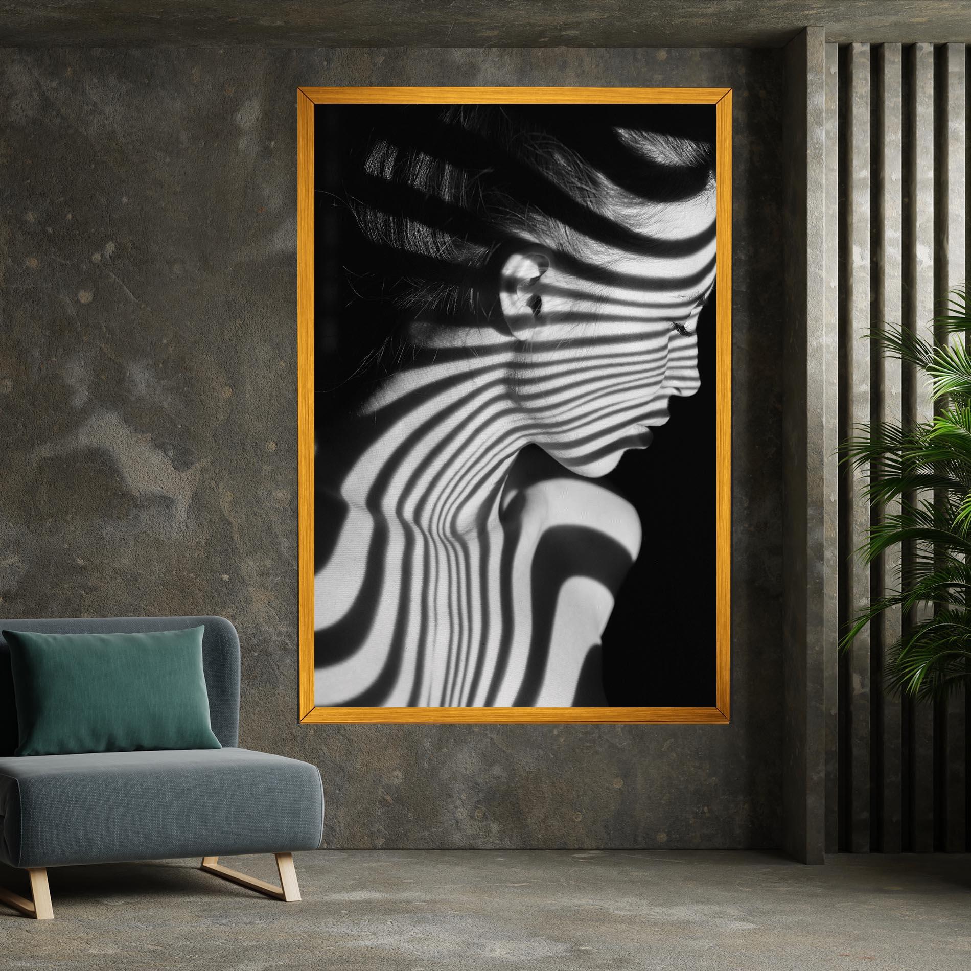 Картина на платно Zebra Stripes Woman mockup 7