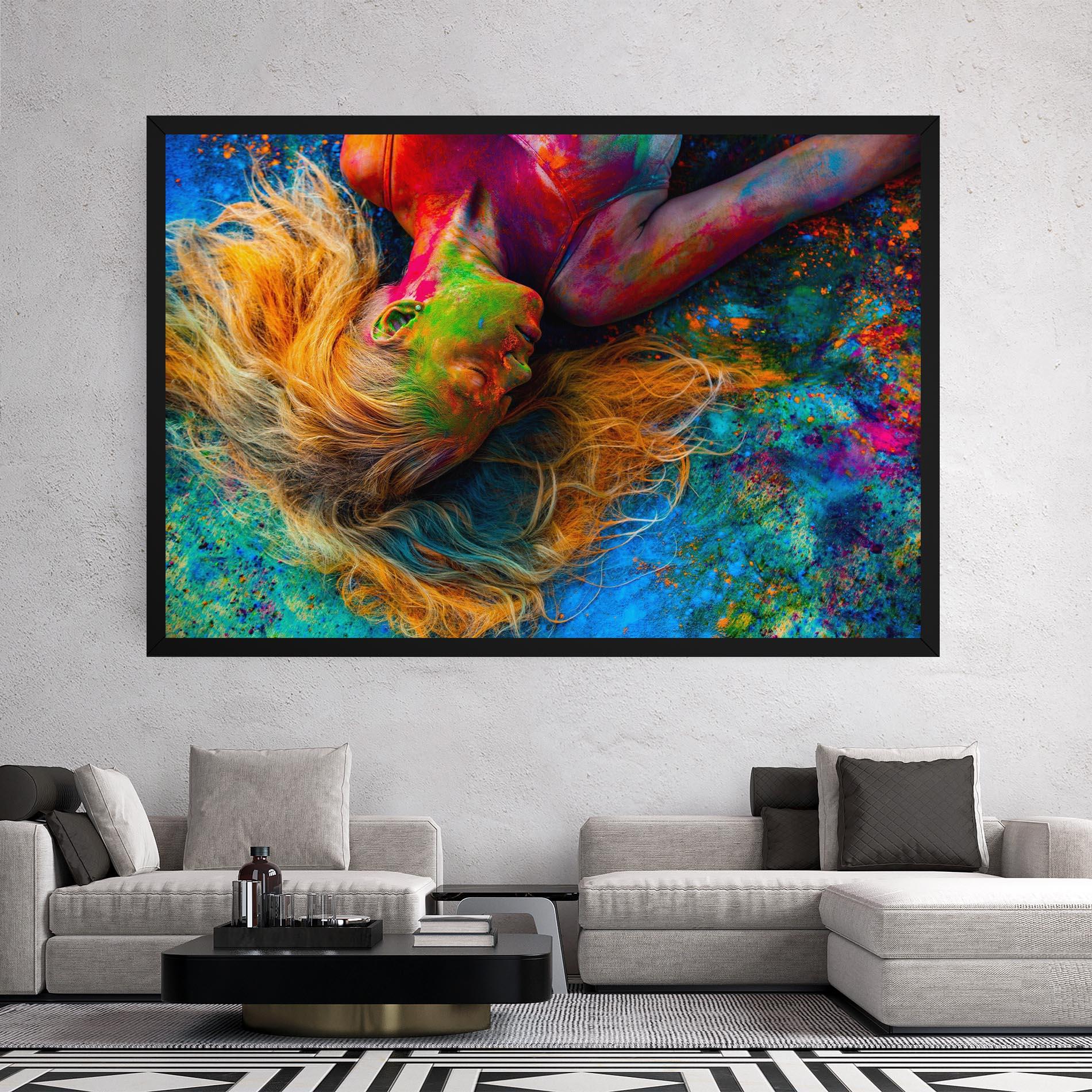 Картина на платно Powder Holi Woman mockup 2