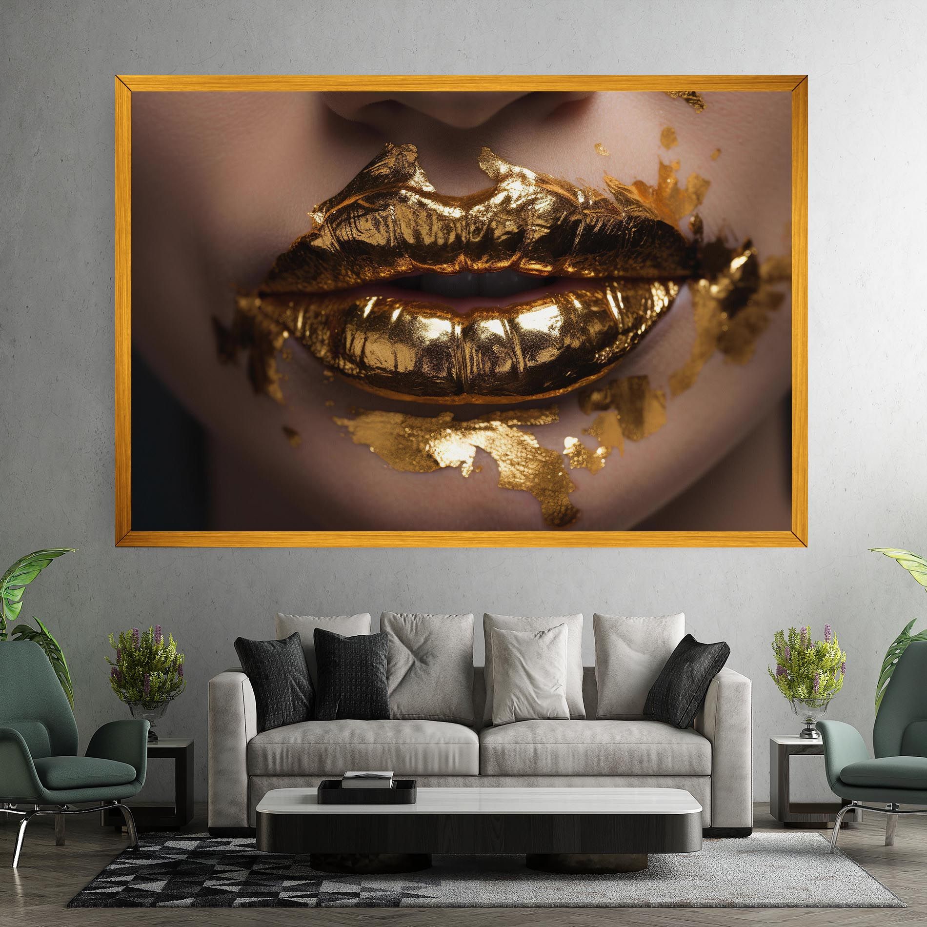 Close Gold Lips mockup 7