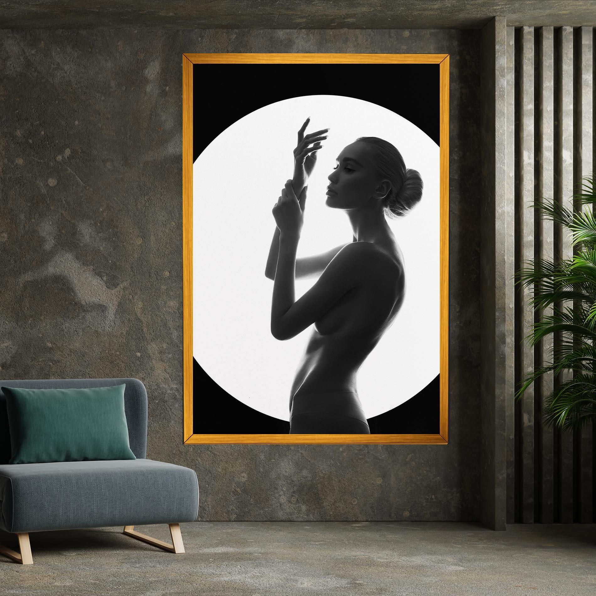 Картина на платно Body Figure mockup 7