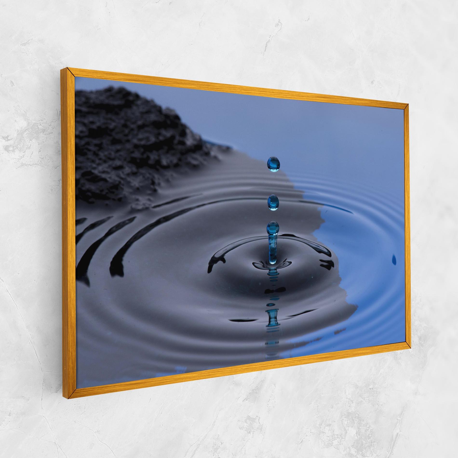 Картина на платно Frozen Drops mockup 1