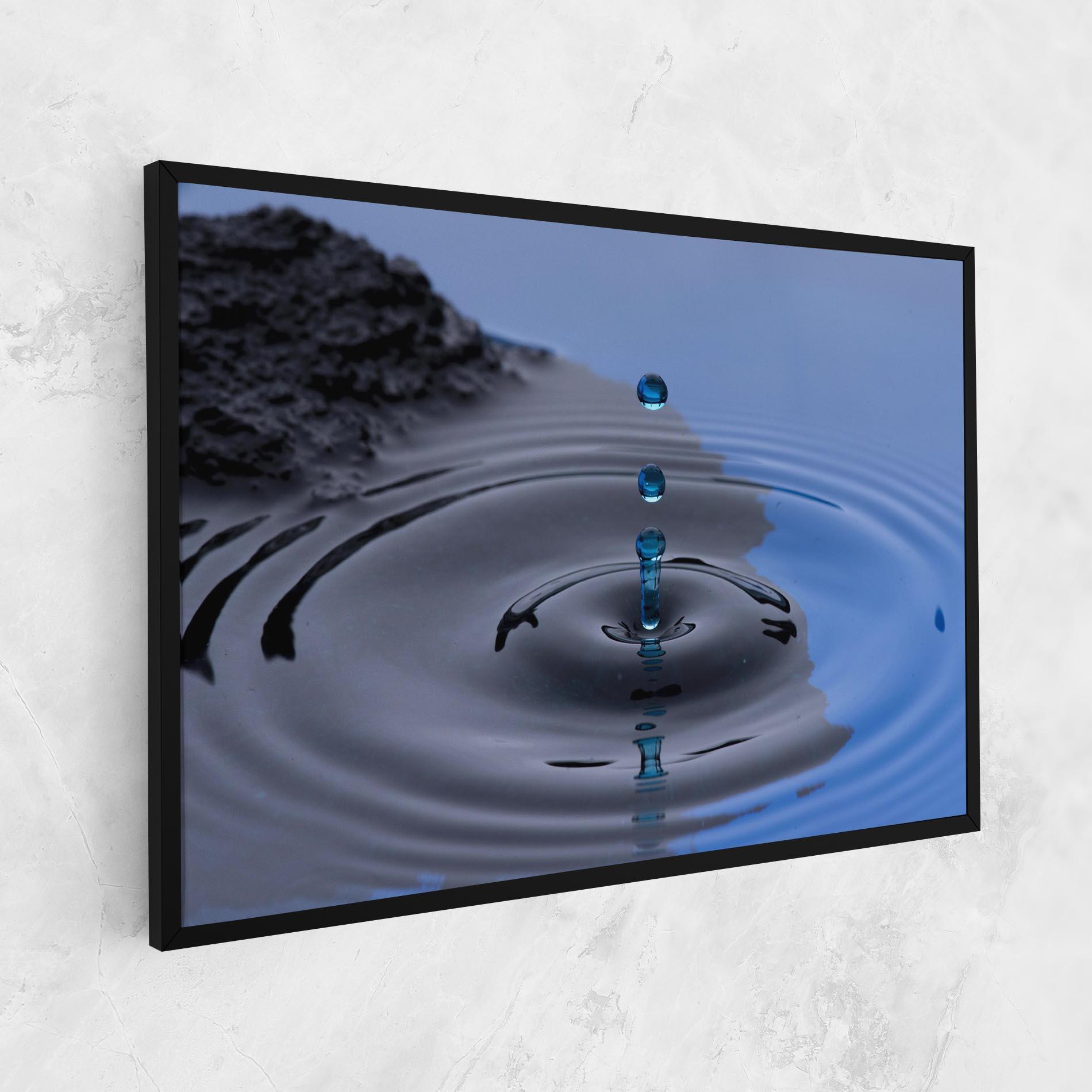 Картина на платно Frozen Drops mockup 1