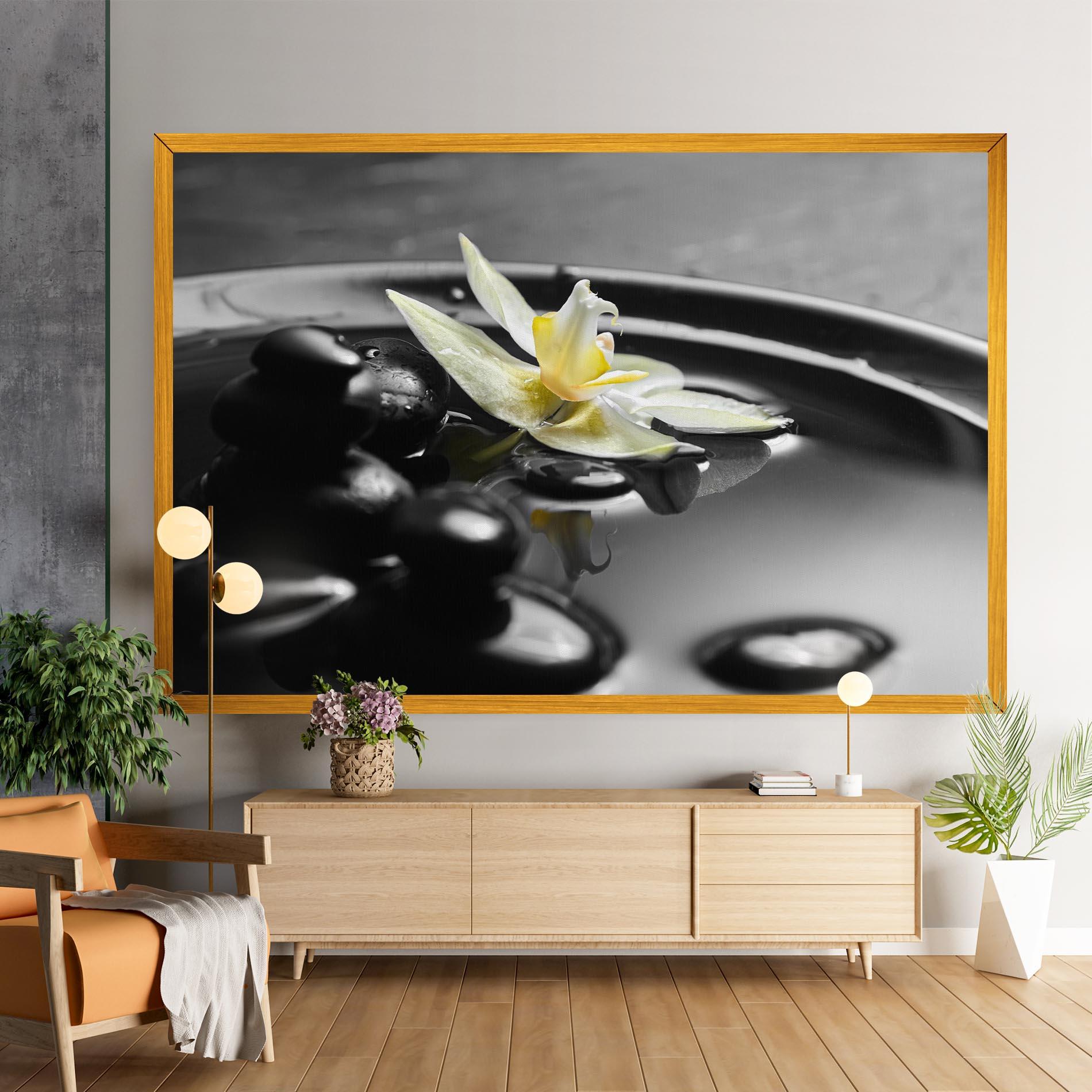 Картина на платно Pebbles Yellow Flower mockup 9