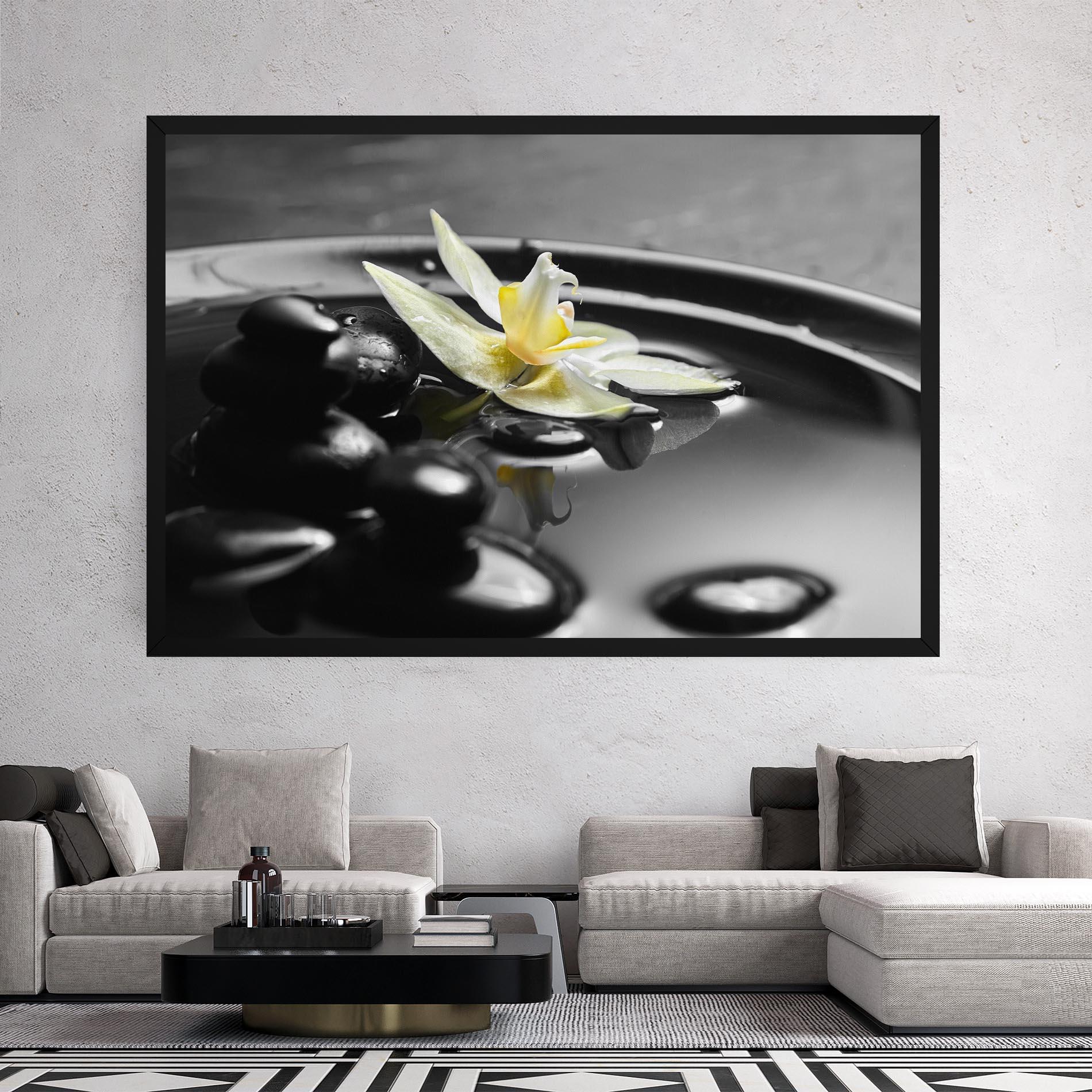 Картина на платно Pebbles Yellow Flower mockup 2