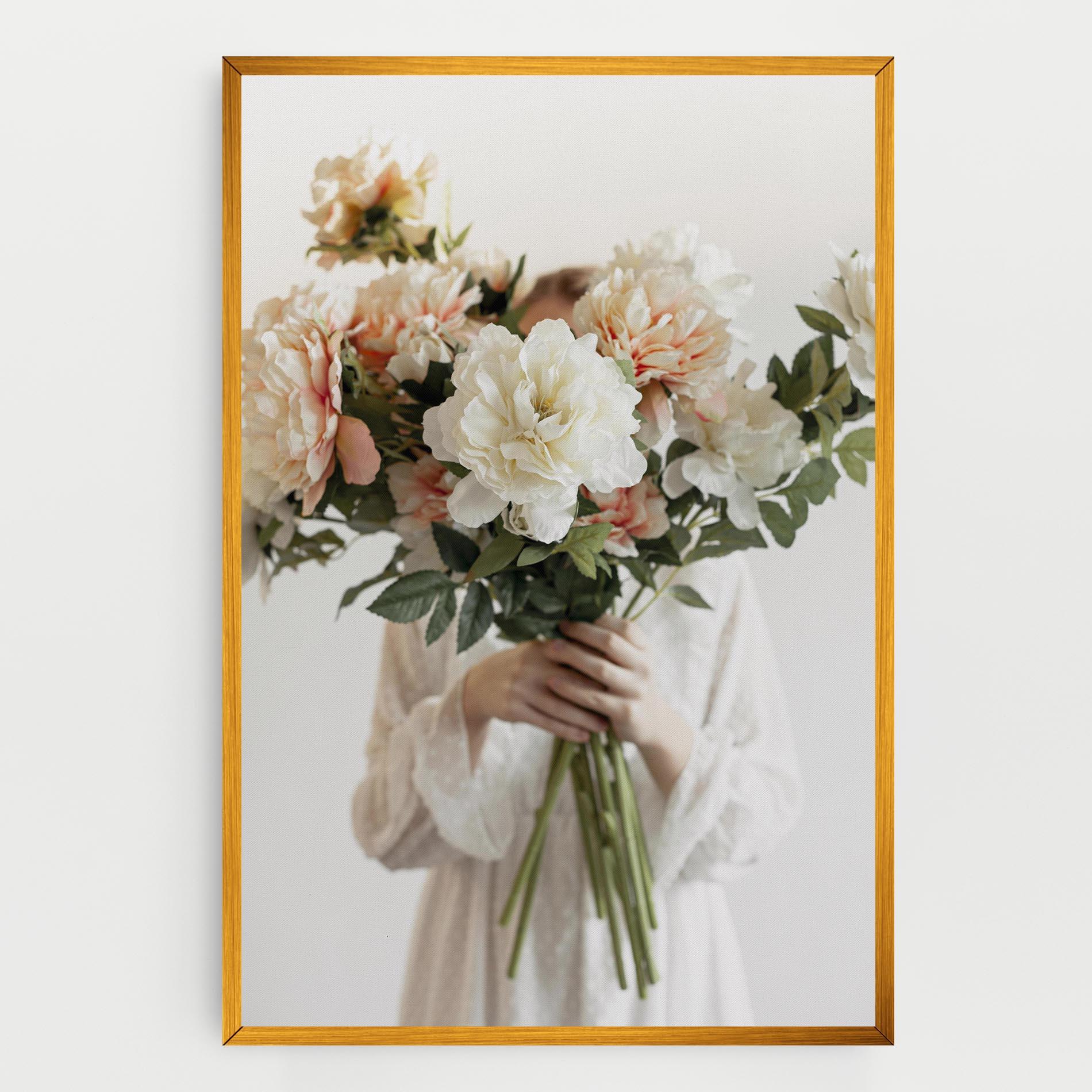 Картина на платно Bouquet Holding mockup 0
