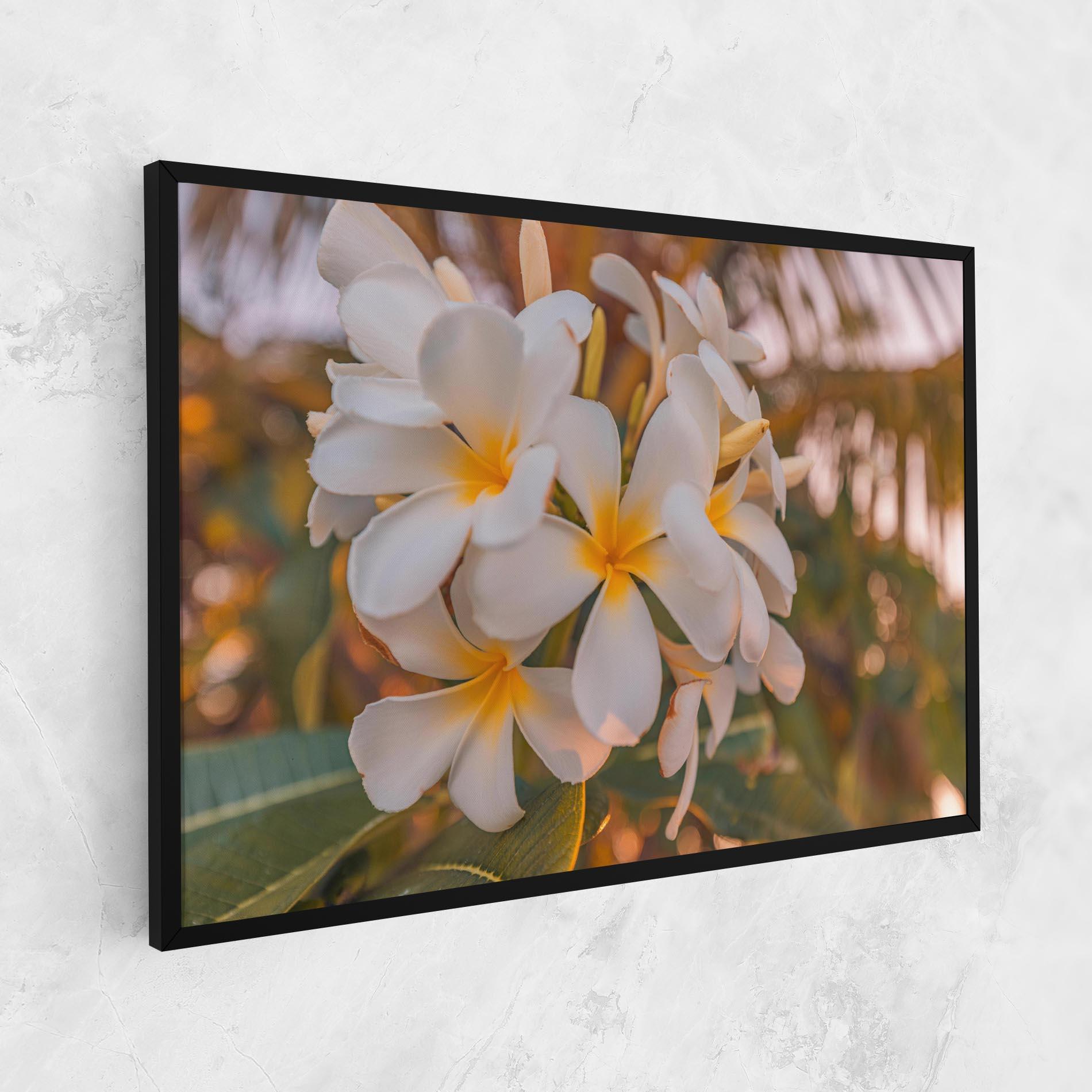Картина на платно White Plumeria mockup 1