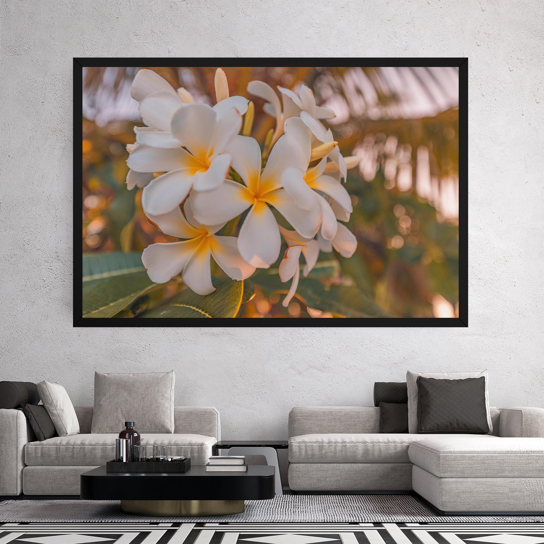 Картина на платно White Plumeria mockup 2