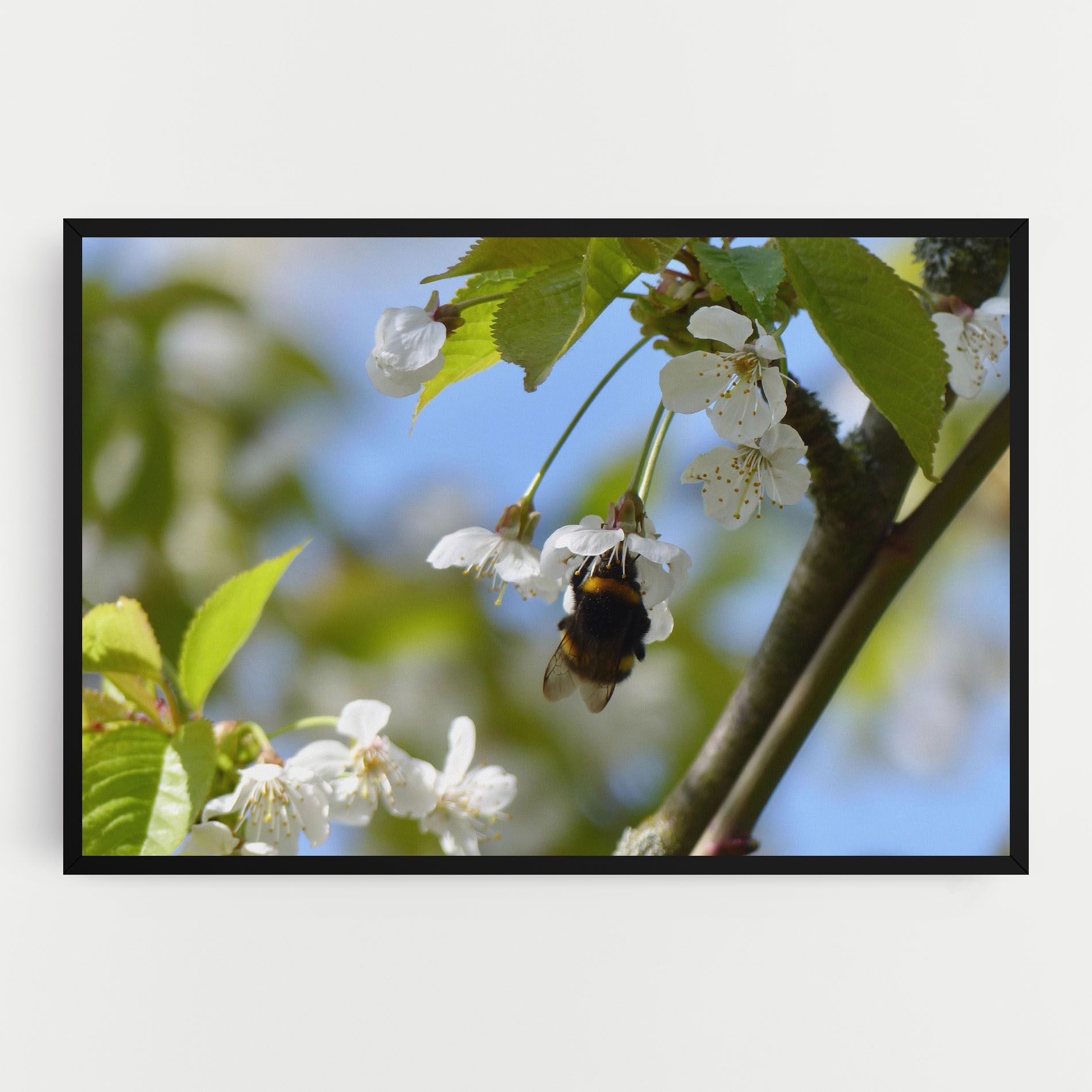 Bee Wild Tree mockup 0