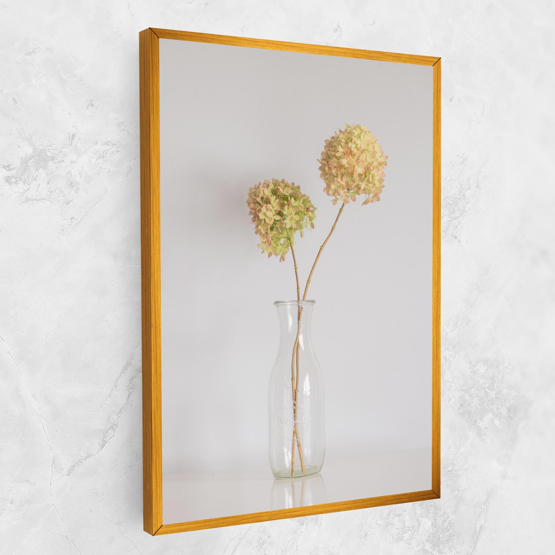 Картина на платно Pretty Flower Vase mockup 1