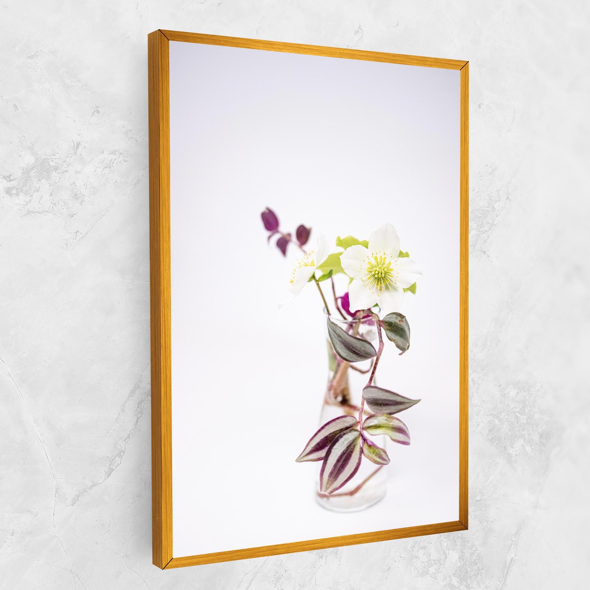 Pretty Leaf Vase mockup 1