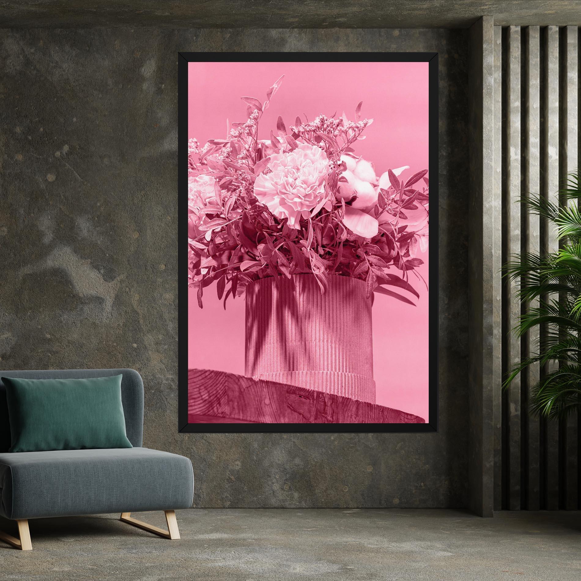 Картина на платно Pink Light Vase mockup 7