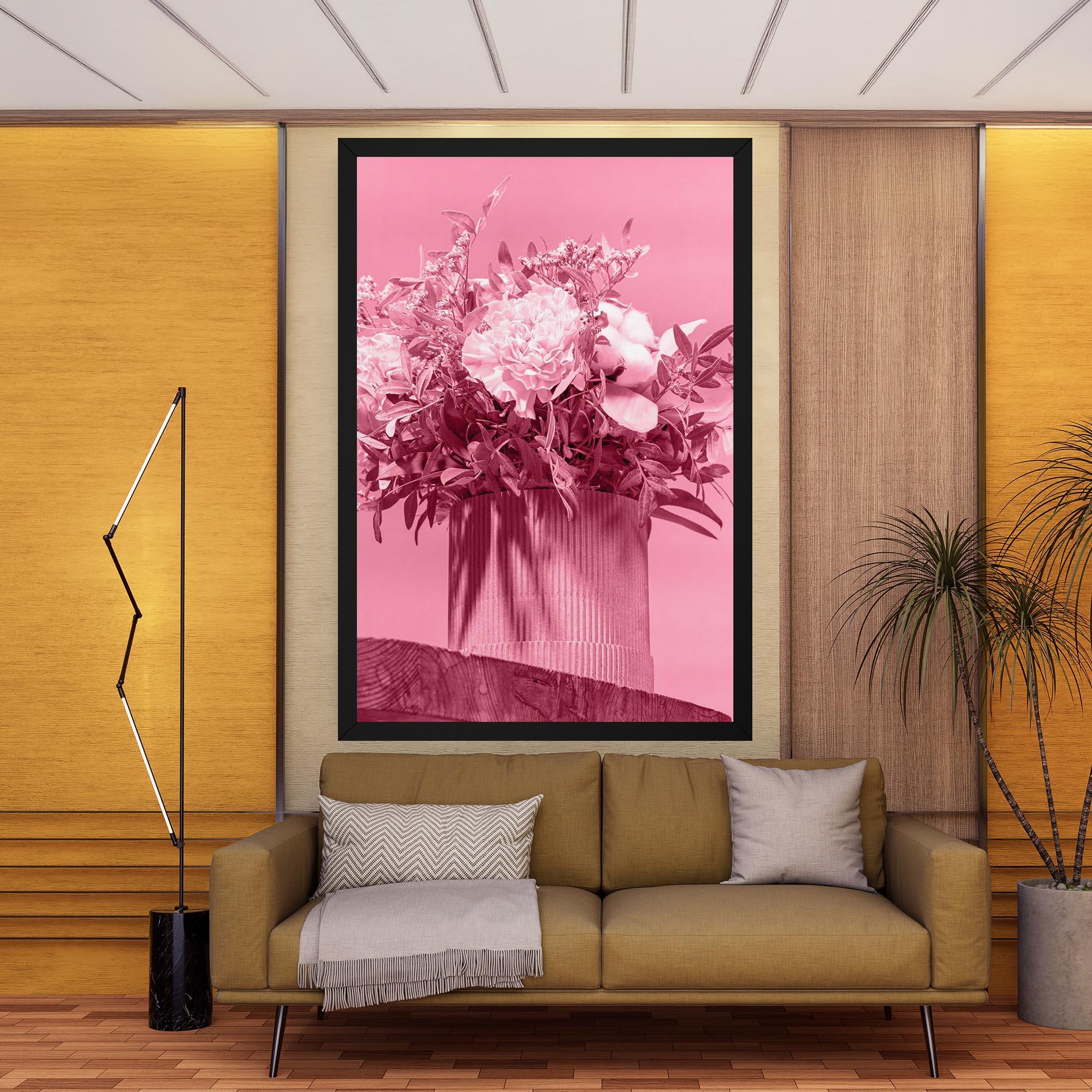 Картина на платно Pink Light Vase mockup 9