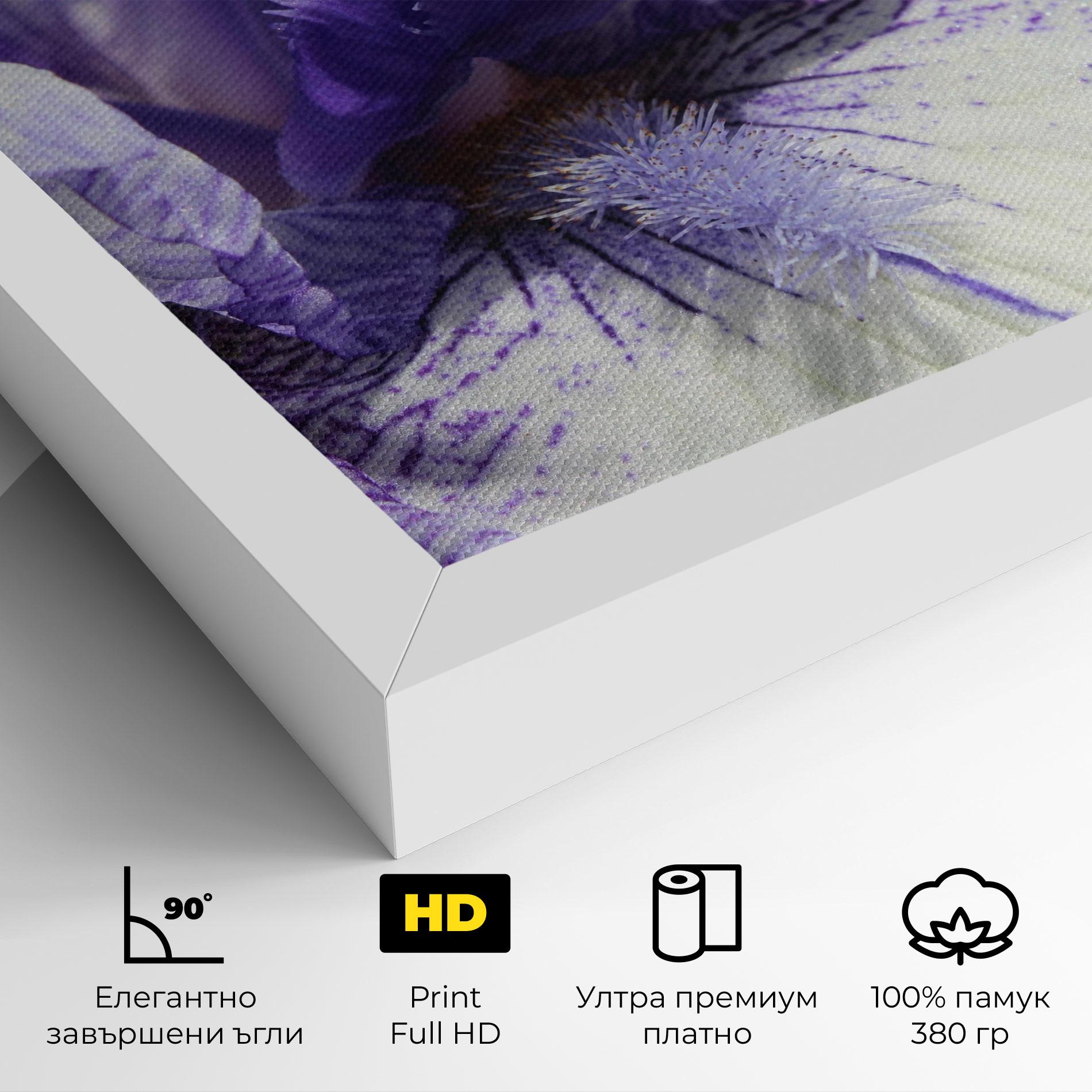 Картина на платно White Purple Iris mockup 4