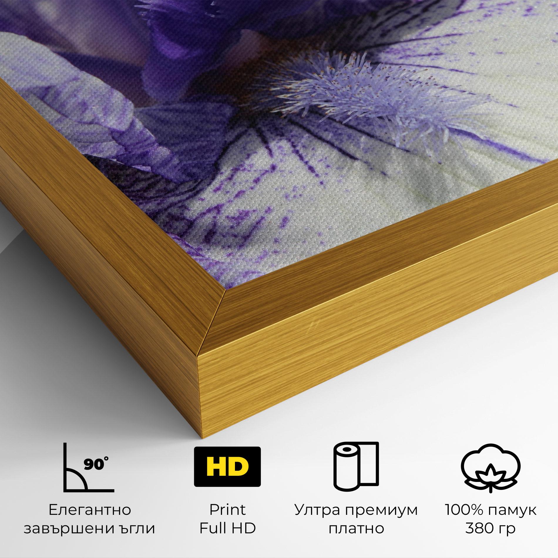 Картина на платно White Purple Iris mockup 4