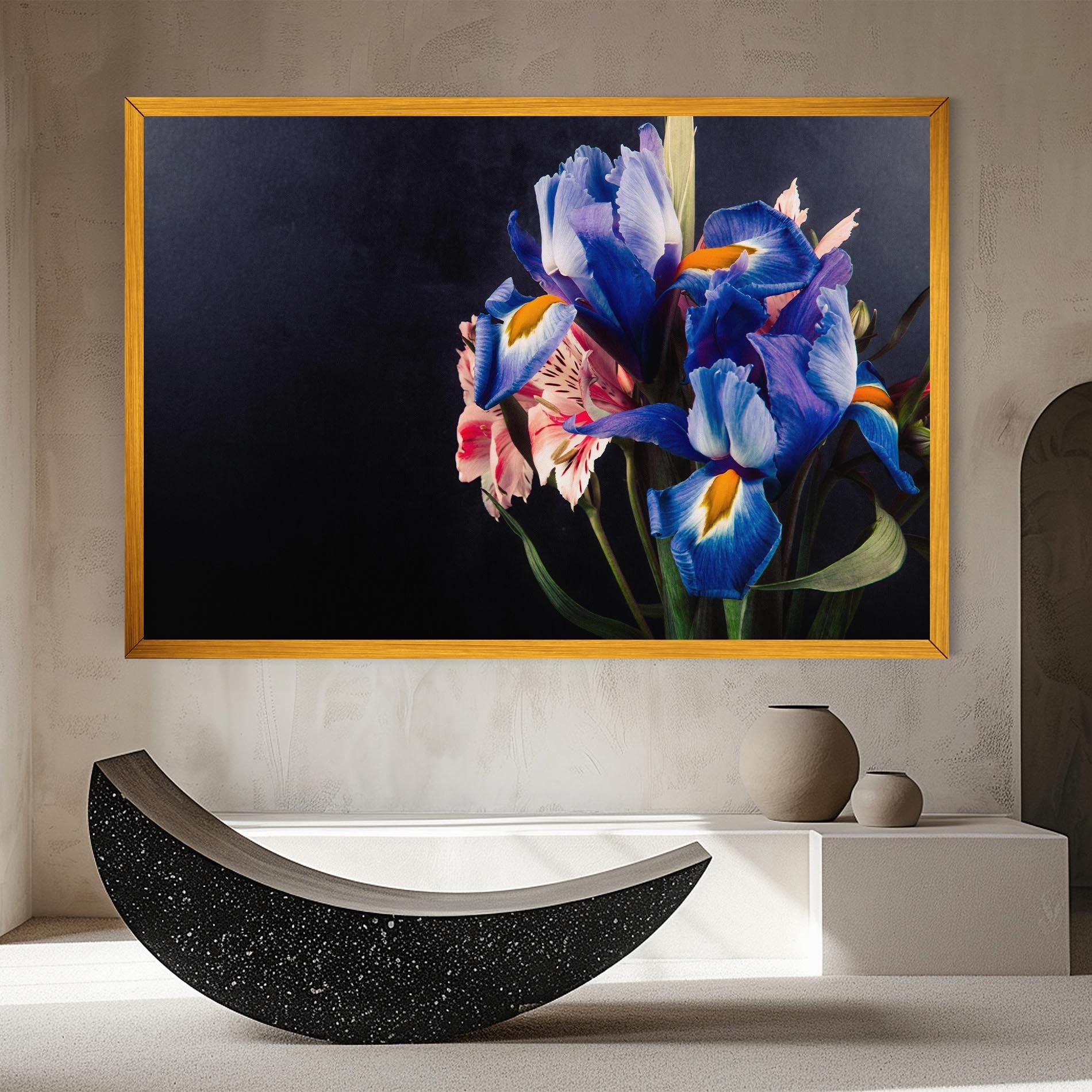 Iris Bouquet mockup 8