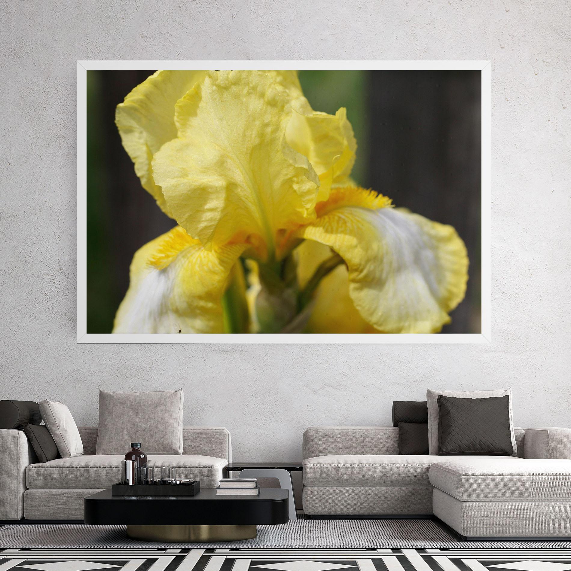 Картина на платно Garden Yellow Iris mockup 2