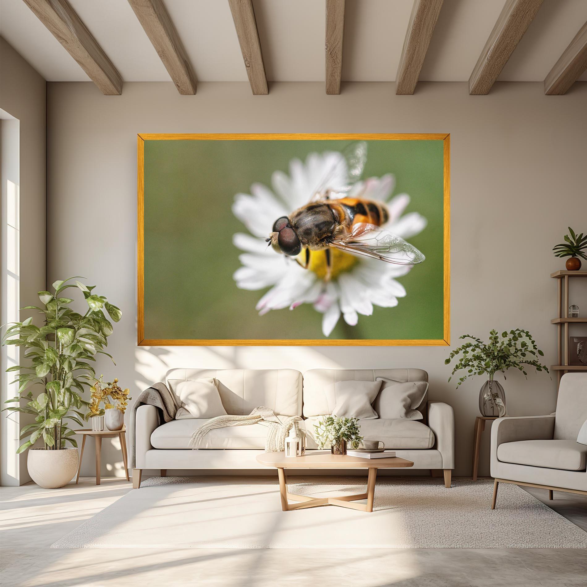 Картина на платно Bee On Small Daisy mockup 6