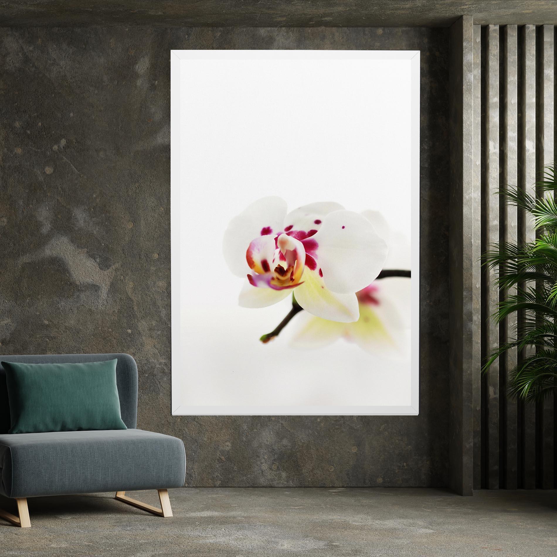 Картина на платно Clean White Orchid mockup 7