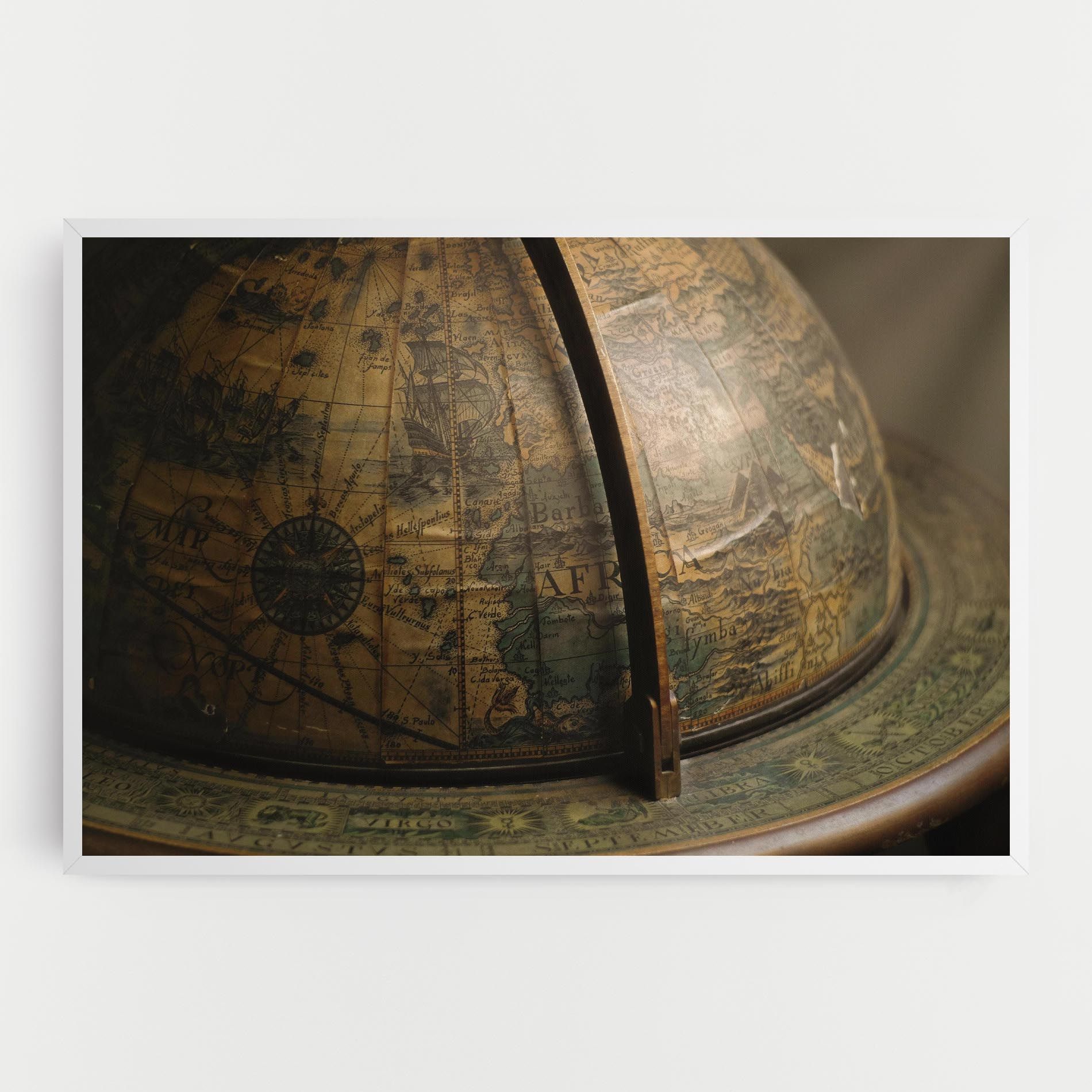 Globe Map mockup 0