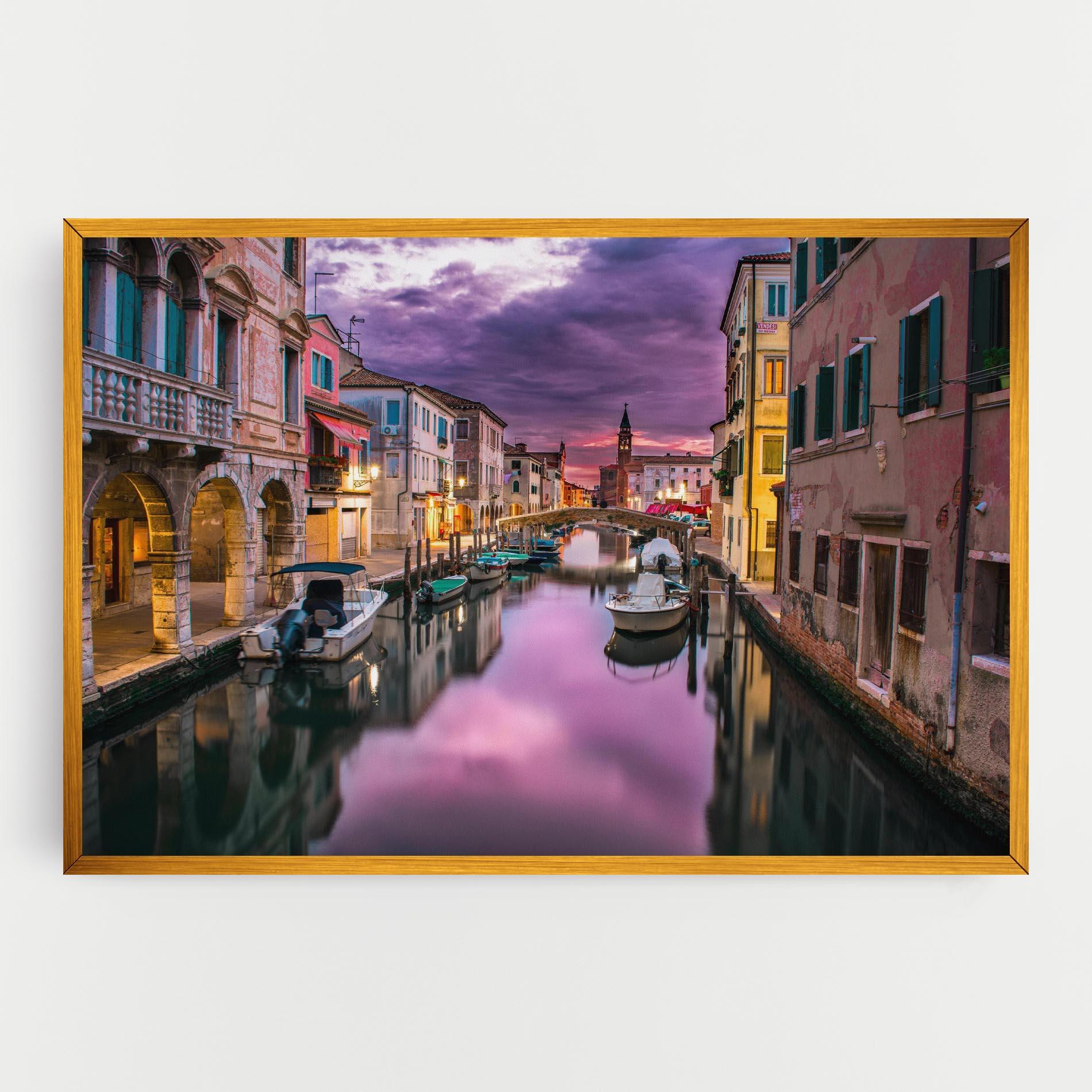 Картина на платно Purple Light Venecia mockup 0